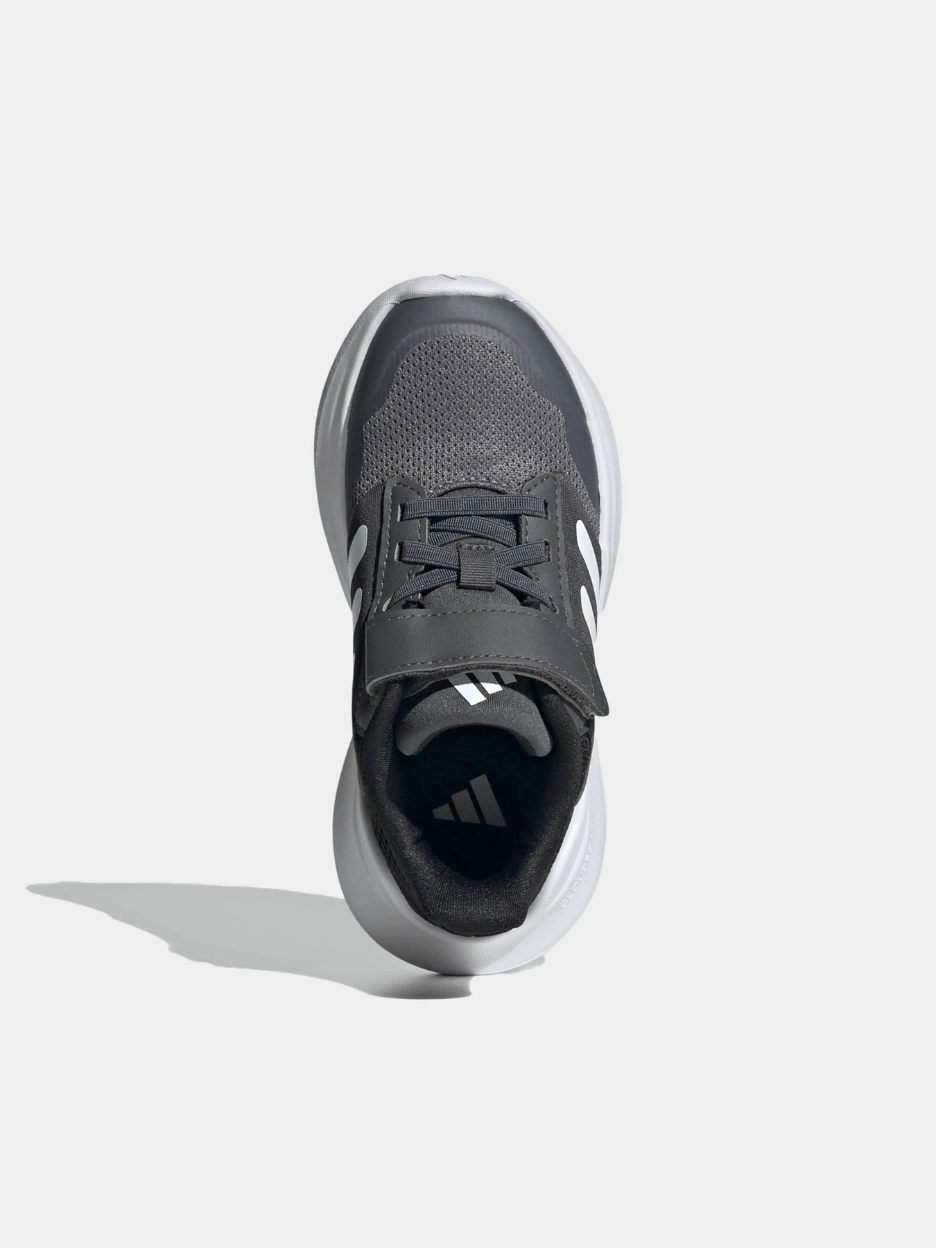Кроссовки Adidas модель IE5986 Кроссовки Adidas модель IE5986 Фото