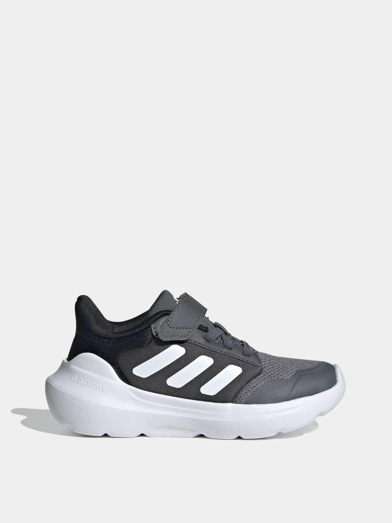 Кроссовки Adidas модель IE5986 Кроссовки Adidas модель IE5986 Фото