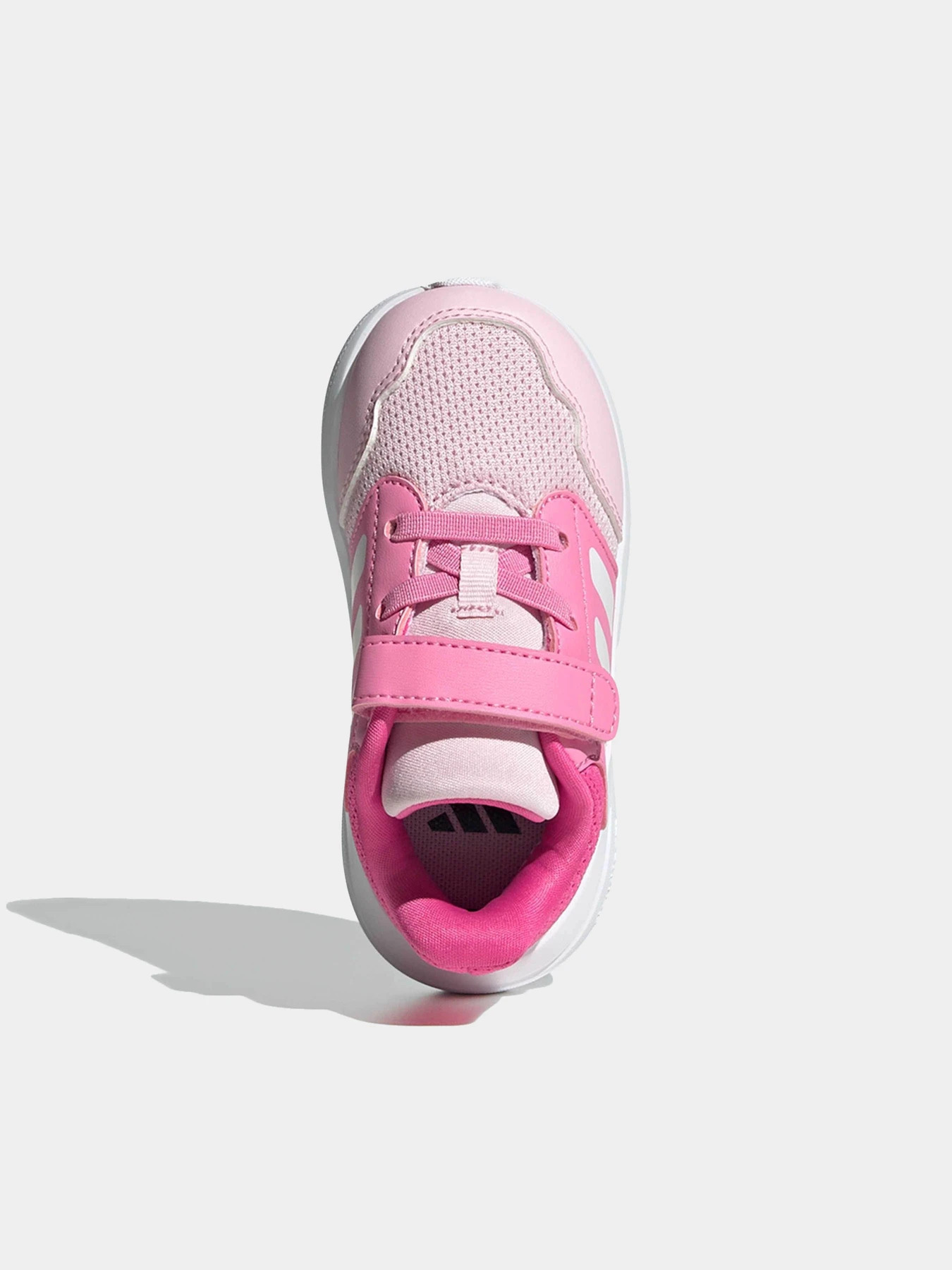 Кроссовки Adidas модель IH7781 Кроссовки Adidas модель IH7781 Фото