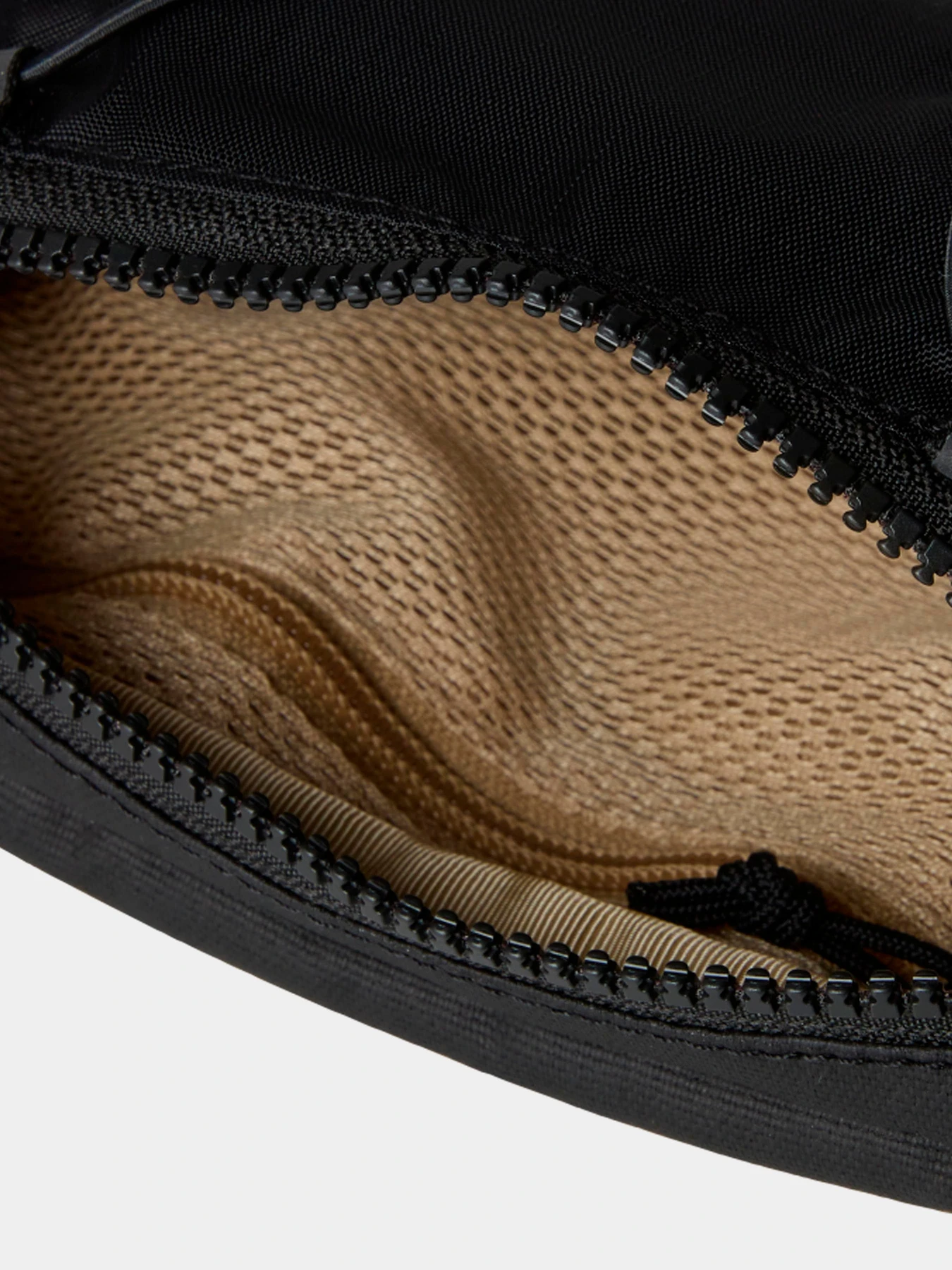 Сумки The North Face модель NF0A8C2KKY41 Сумки The North Face модель NF0A8C2KKY41 Фото