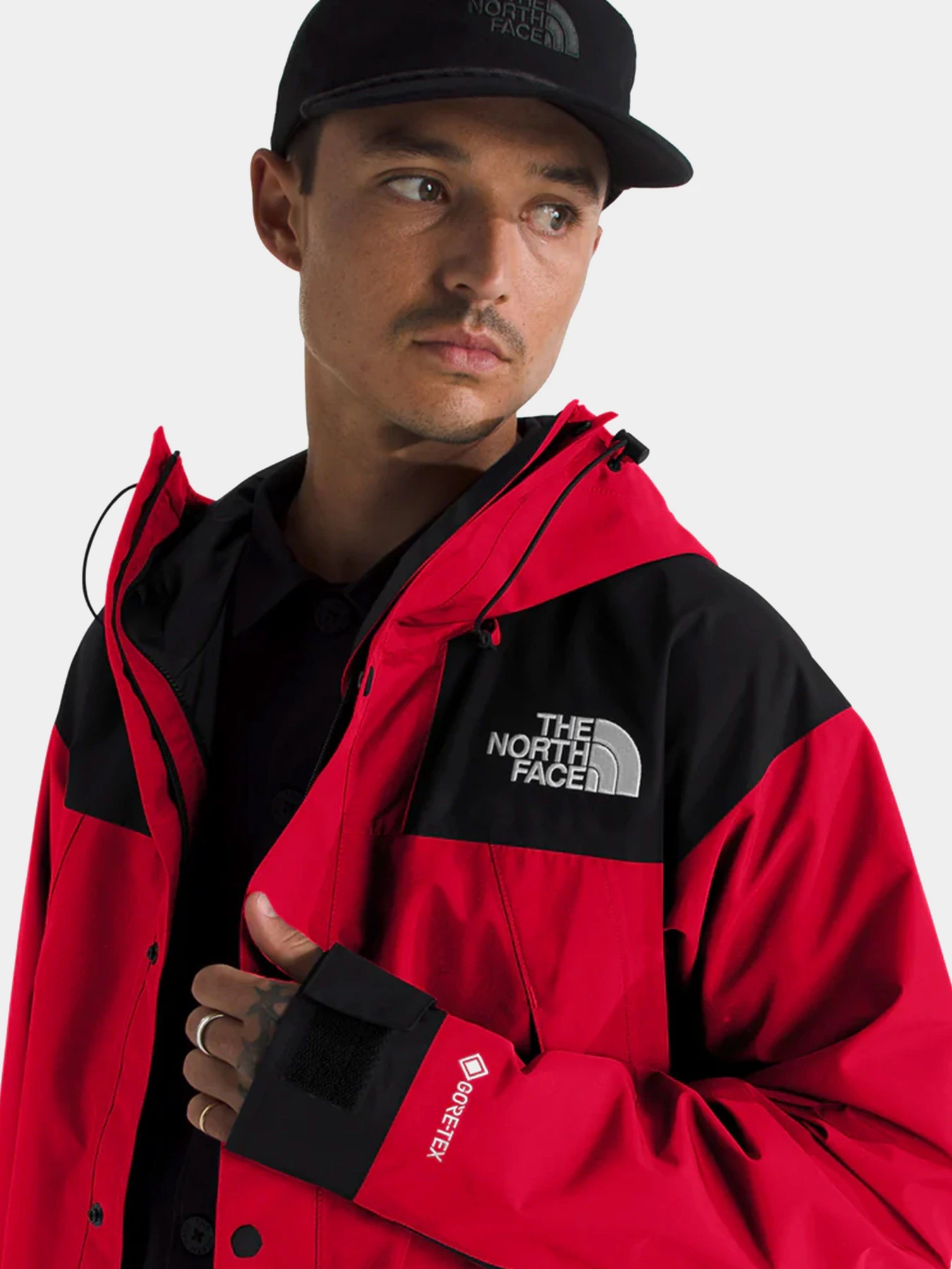 Куртки и дубленки The North Face модель NF0A831MKZ31 Куртки и дубленки The North Face модель NF0A831MKZ31 Фото