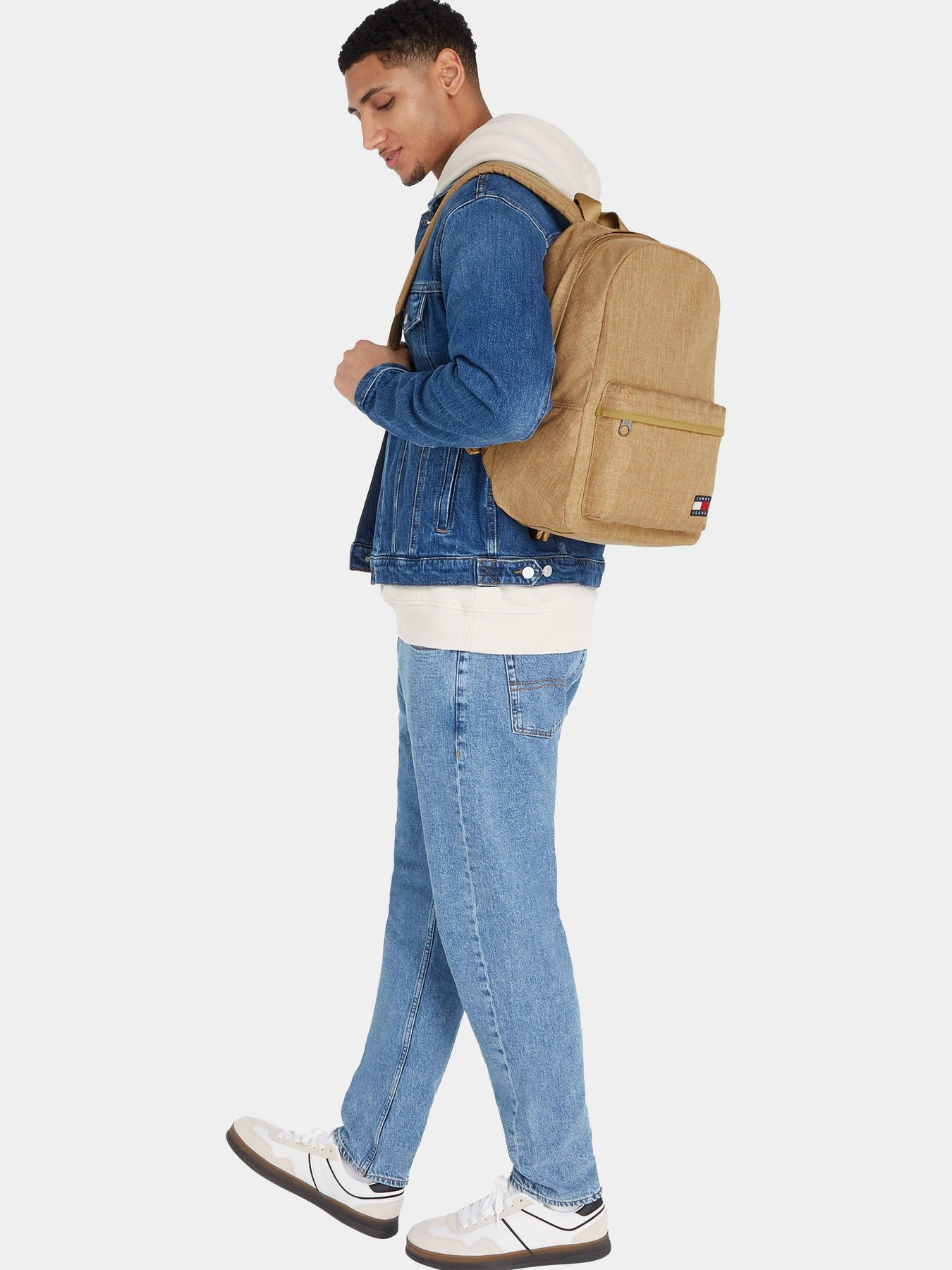Рюкзаки Tommy Hilfiger модель AM0AM12912-RBR Рюкзаки Tommy Hilfiger модель AM0AM12912-RBR Фото
