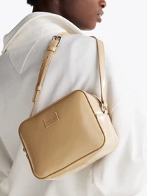 Сумки Tommy Hilfiger модель AW0AW16965-RBR Фото