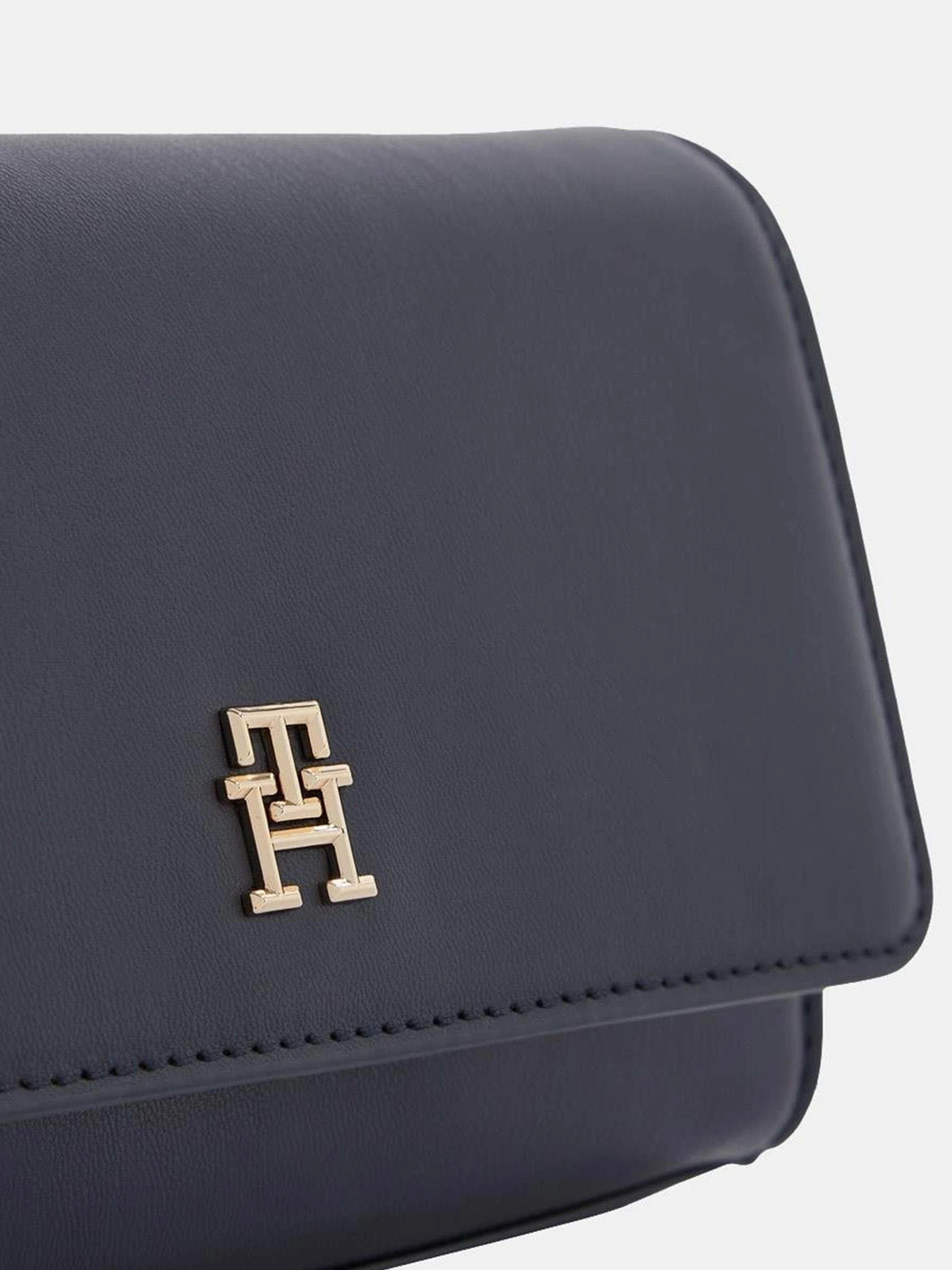 Сумки Tommy Hilfiger модель AW0AW16891-DW6 Сумки Tommy Hilfiger модель AW0AW16891-DW6 Фото