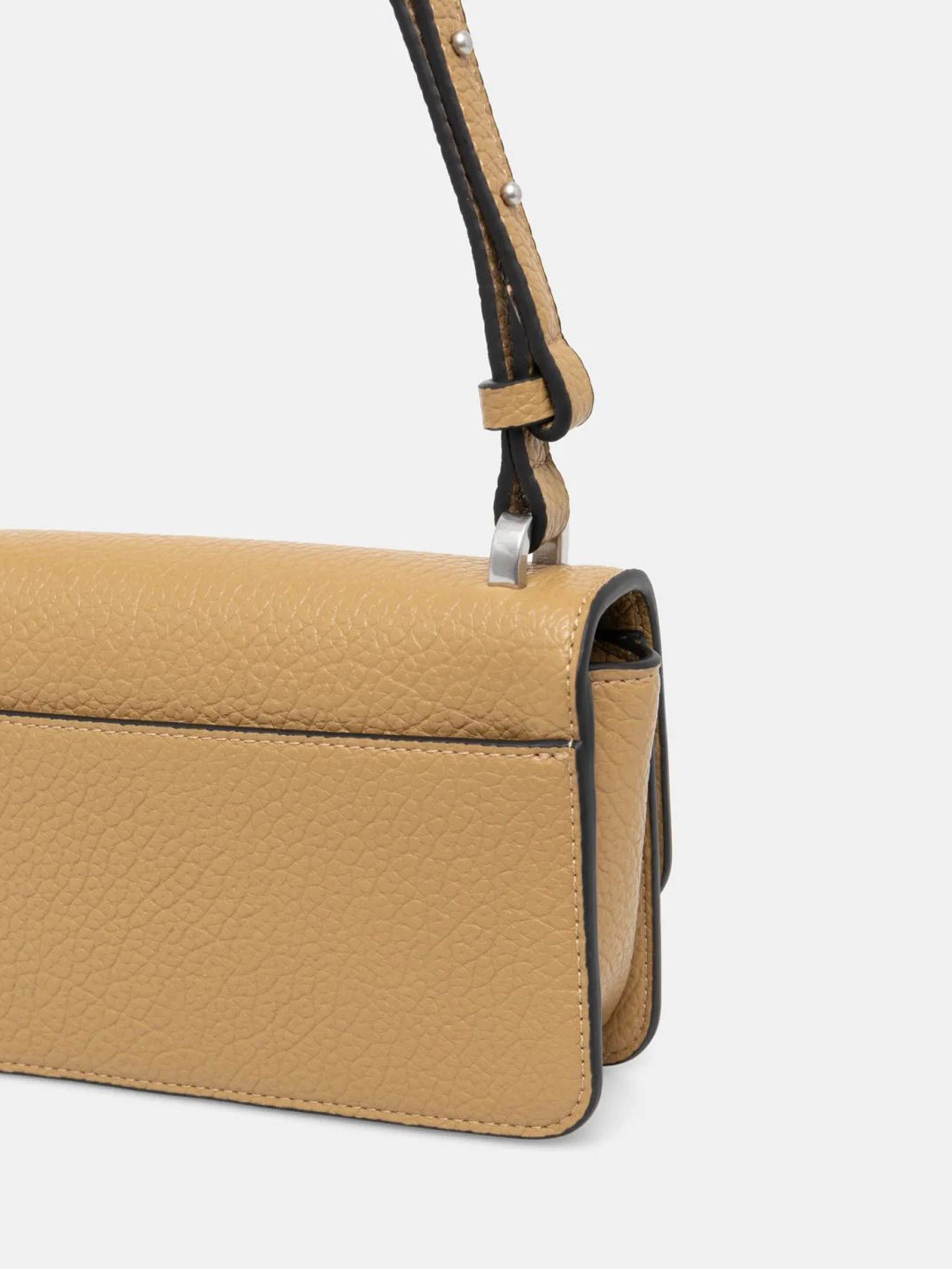 Сумки Tommy Hilfiger модель AW0AW16982-RBR Сумки Tommy Hilfiger модель AW0AW16982-RBR Фото