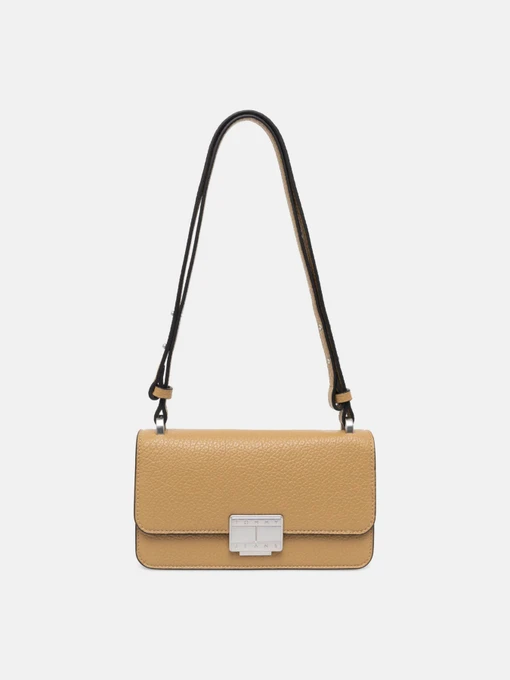 Сумки Tommy Hilfiger модель AW0AW16982-RBR Фото