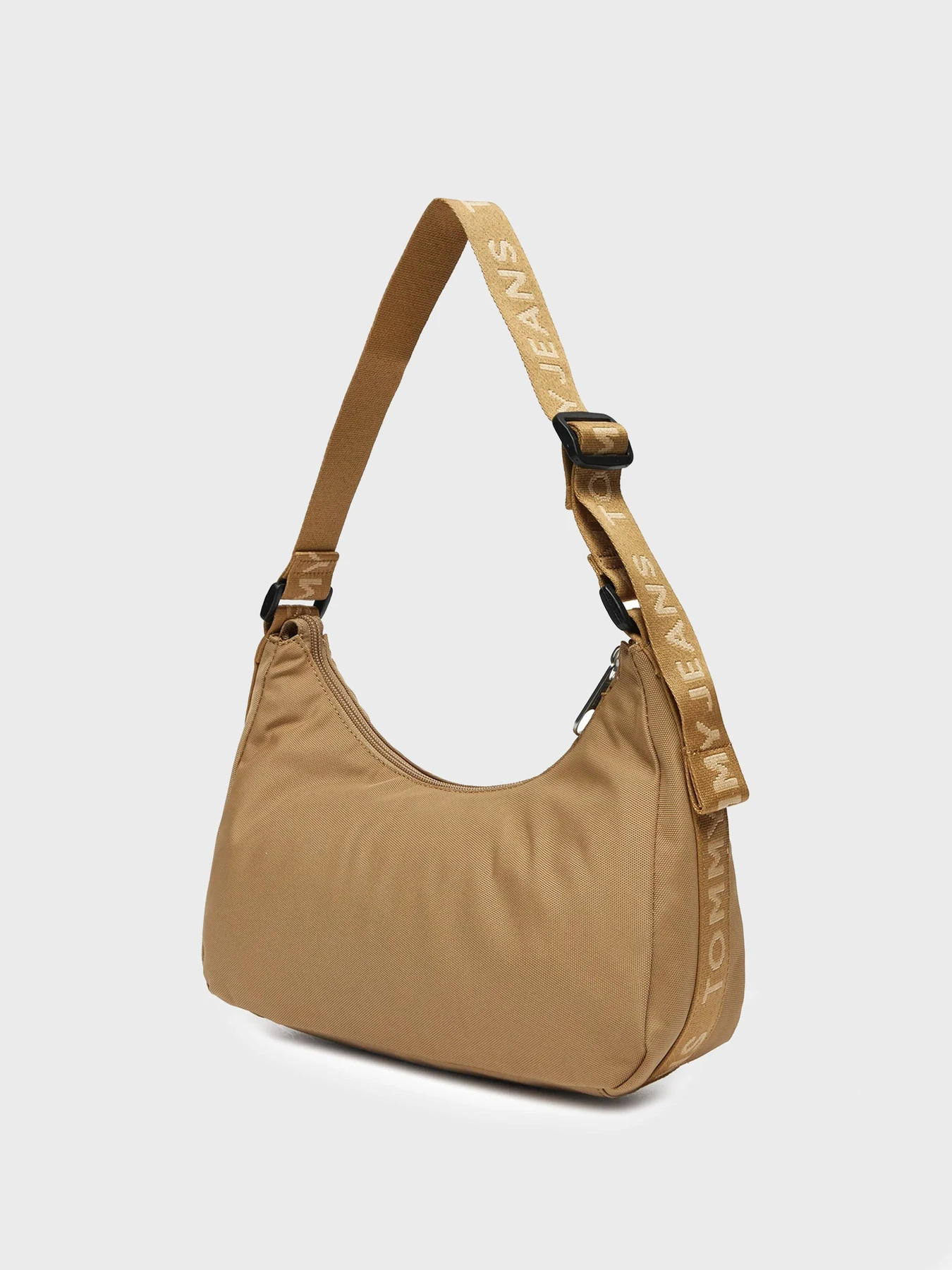 Сумки Tommy Hilfiger модель AW0AW16958-RBR Сумки Tommy Hilfiger модель AW0AW16958-RBR Фото