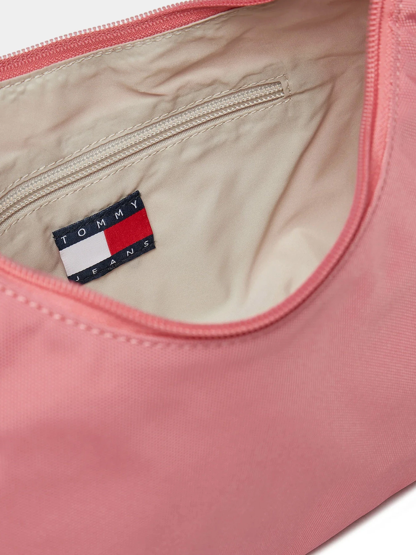 Сумки Tommy Hilfiger модель AW0AW16958-TIG Сумки Tommy Hilfiger модель AW0AW16958-TIG Фото