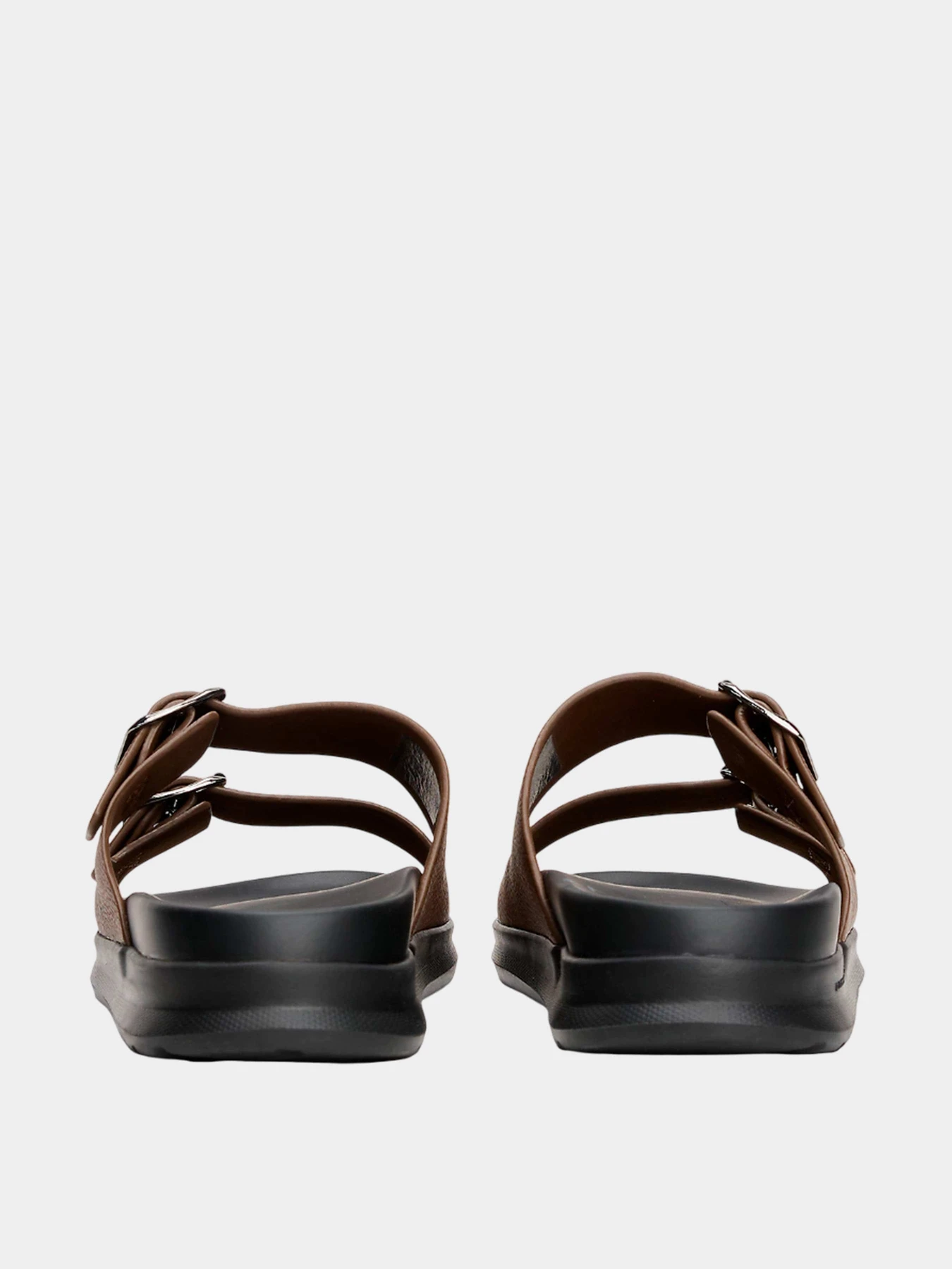 Шлёпанцы Tommy Hilfiger модель FM0FM05414-GV0 Шлёпанцы Tommy Hilfiger модель FM0FM05414-GV0 Фото