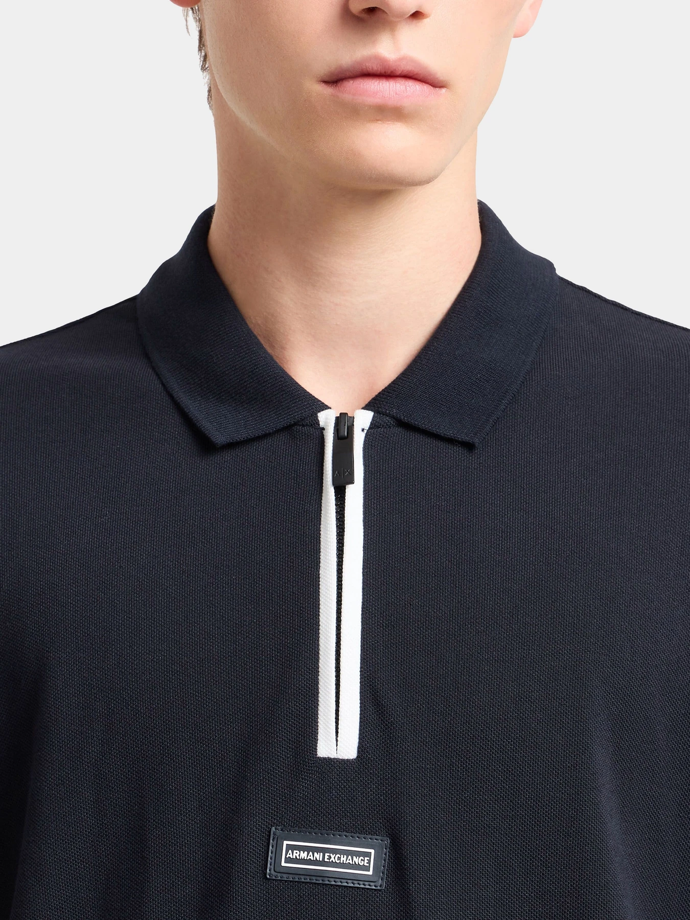Футболки и поло Armani Exchange модель XM000221-AF10366-UB101 Футболки и поло Armani Exchange модель XM000221-AF10366-UB101 Фото