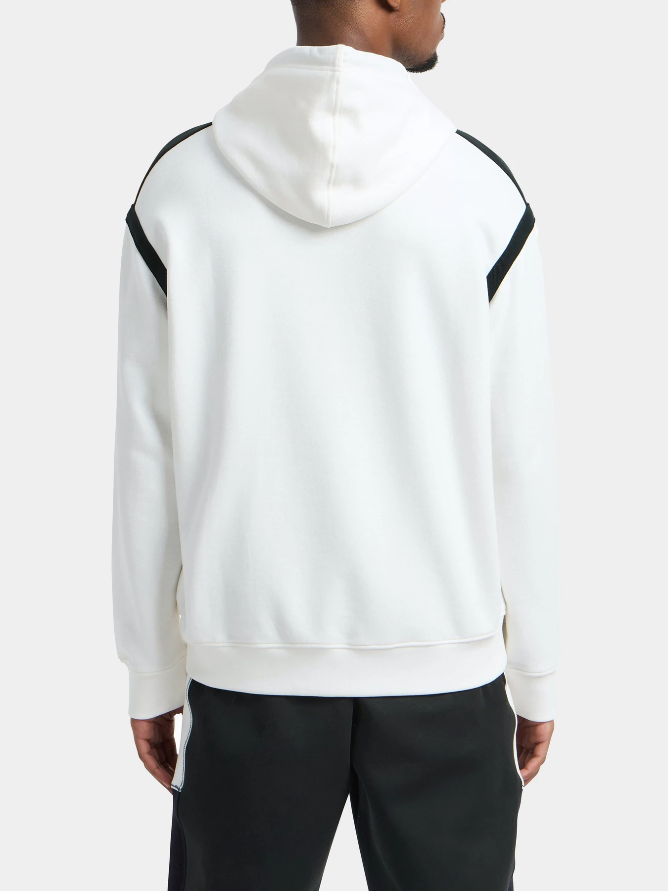 Худи и свитшоты Armani Exchange модель XM000224-AF12656-U0009 Худи и свитшоты Armani Exchange модель XM000224-AF12656-U0009 Фото