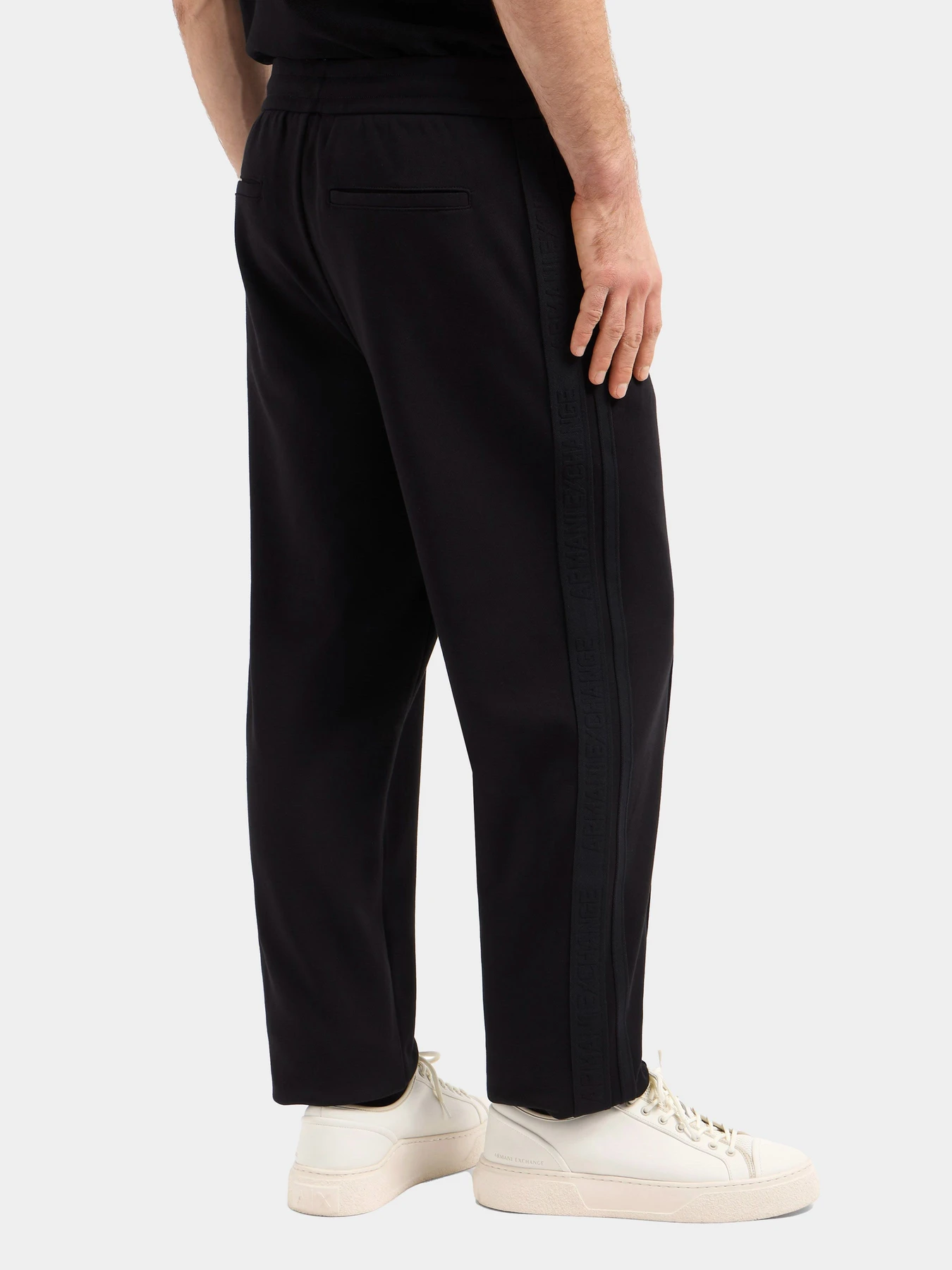 Брюки Armani Exchange модель XM000308-AF10365-UC001 Брюки Armani Exchange модель XM000308-AF10365-UC001 Фото