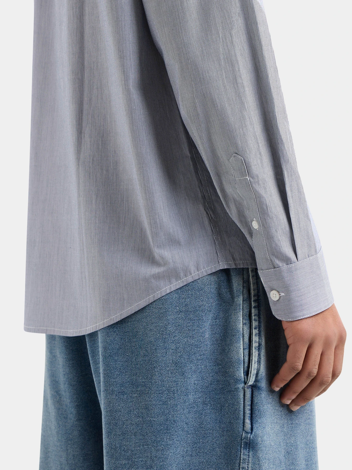 Рубашки Armani Exchange модель XM000445-AF13007-FB043 Рубашки Armani Exchange модель XM000445-AF13007-FB043 Фото