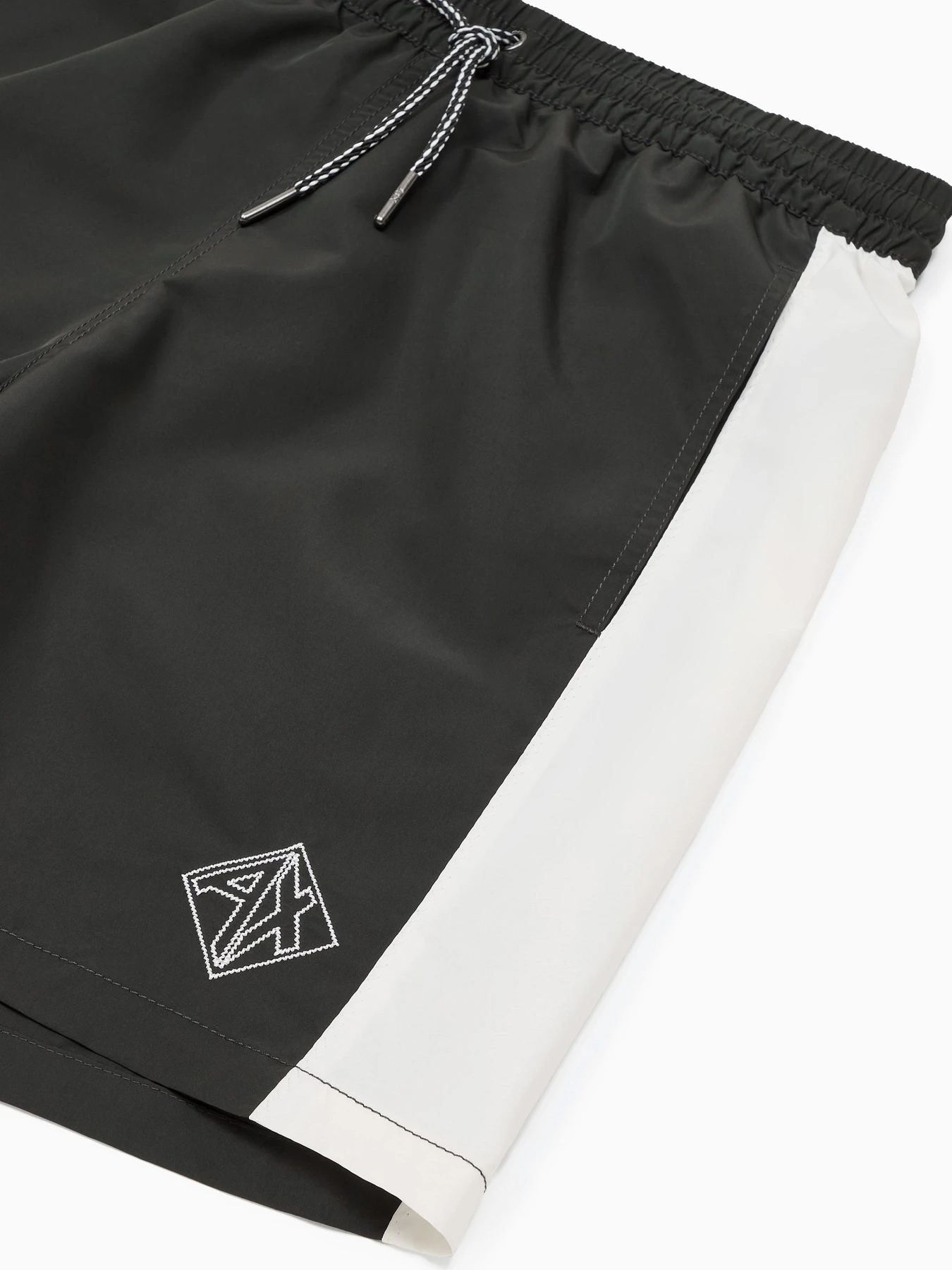 Одежда для пляжа Armani Exchange модель XM000633-AF12296-UB001 Одежда для пляжа Armani Exchange модель XM000633-AF12296-UB001 Фото