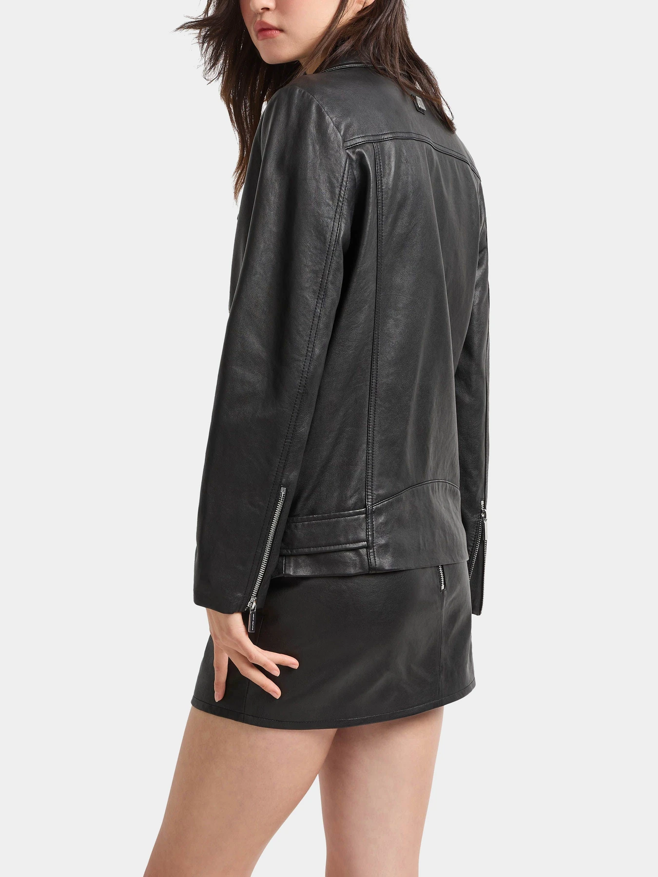 Куртки и дубленки Armani Exchange модель XW000218-AF10854-UC001 Куртки и дубленки Armani Exchange модель XW000218-AF10854-UC001 Фото