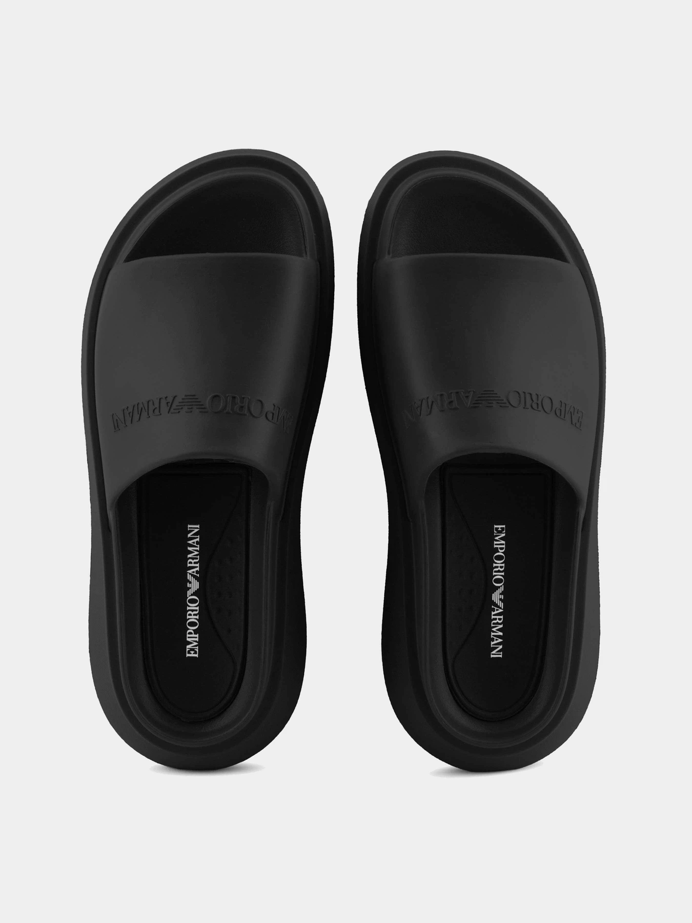 Шлёпанцы Emporio Armani модель X4P134-XD405-00002 Шлёпанцы Emporio Armani модель X4P134-XD405-00002 Фото
