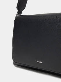 Сумки Calvin Klein модель K60K613085-BEH Фото