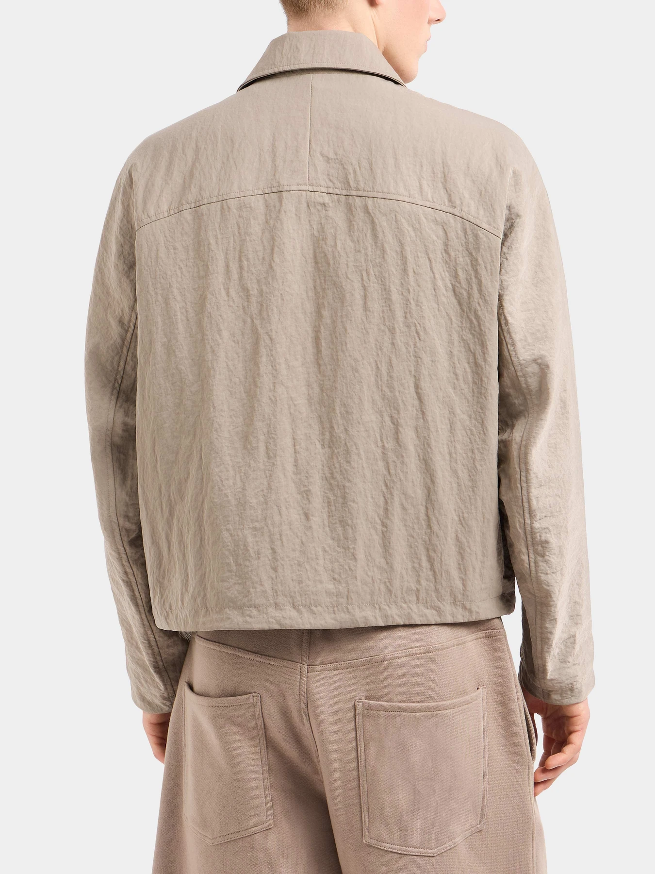 Куртки и дубленки Emporio Armani модель EM001149-AF13155-U6107 Куртки и дубленки Emporio Armani модель EM001149-AF13155-U6107 Фото