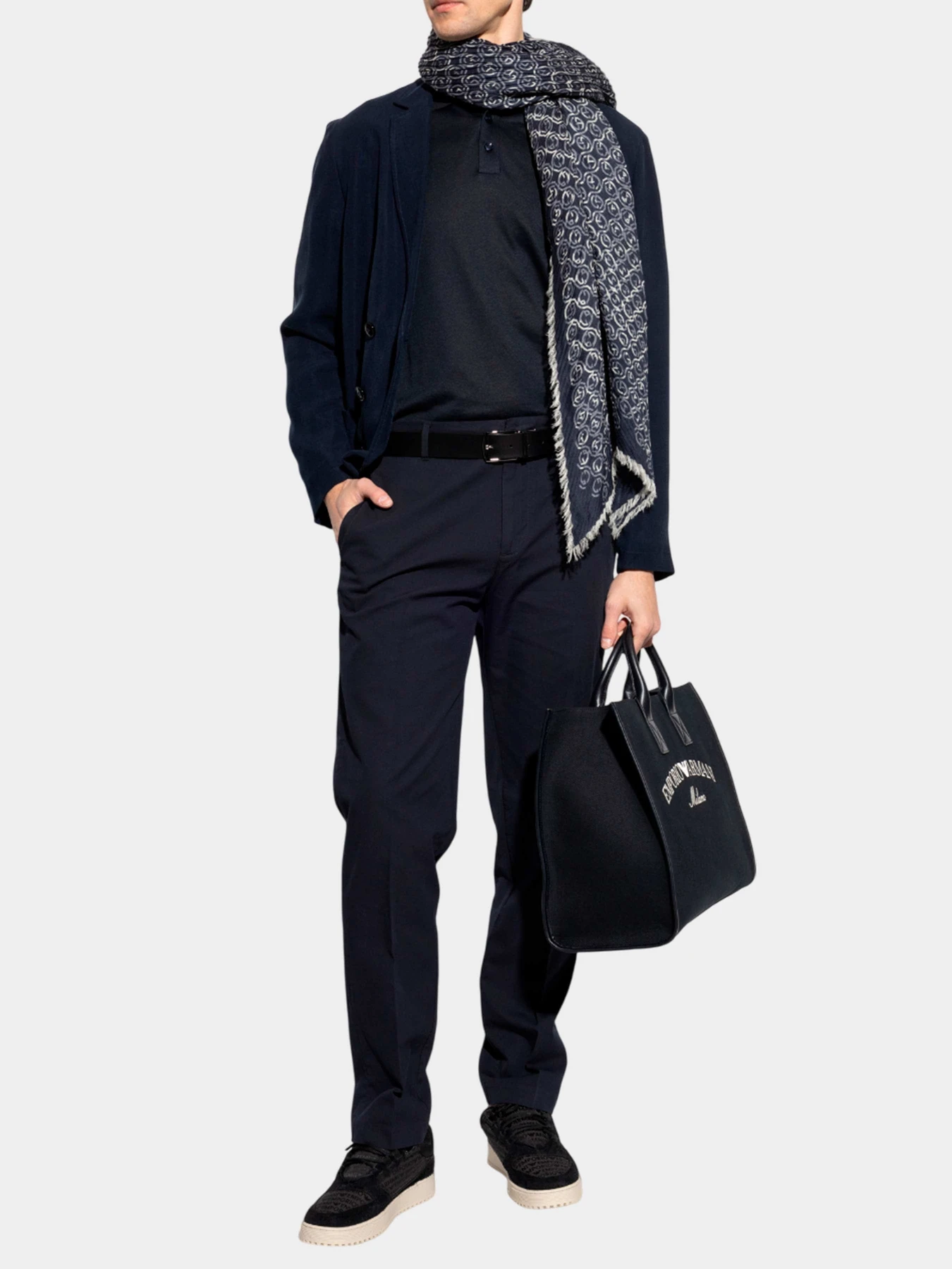 Брюки Emporio Armani модель EM001505-AF13784-UB118 Брюки Emporio Armani модель EM001505-AF13784-UB118 Фото