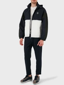 Куртки и дубленки Armani Exchange модель XM000190-AF12012-MB071 Фото