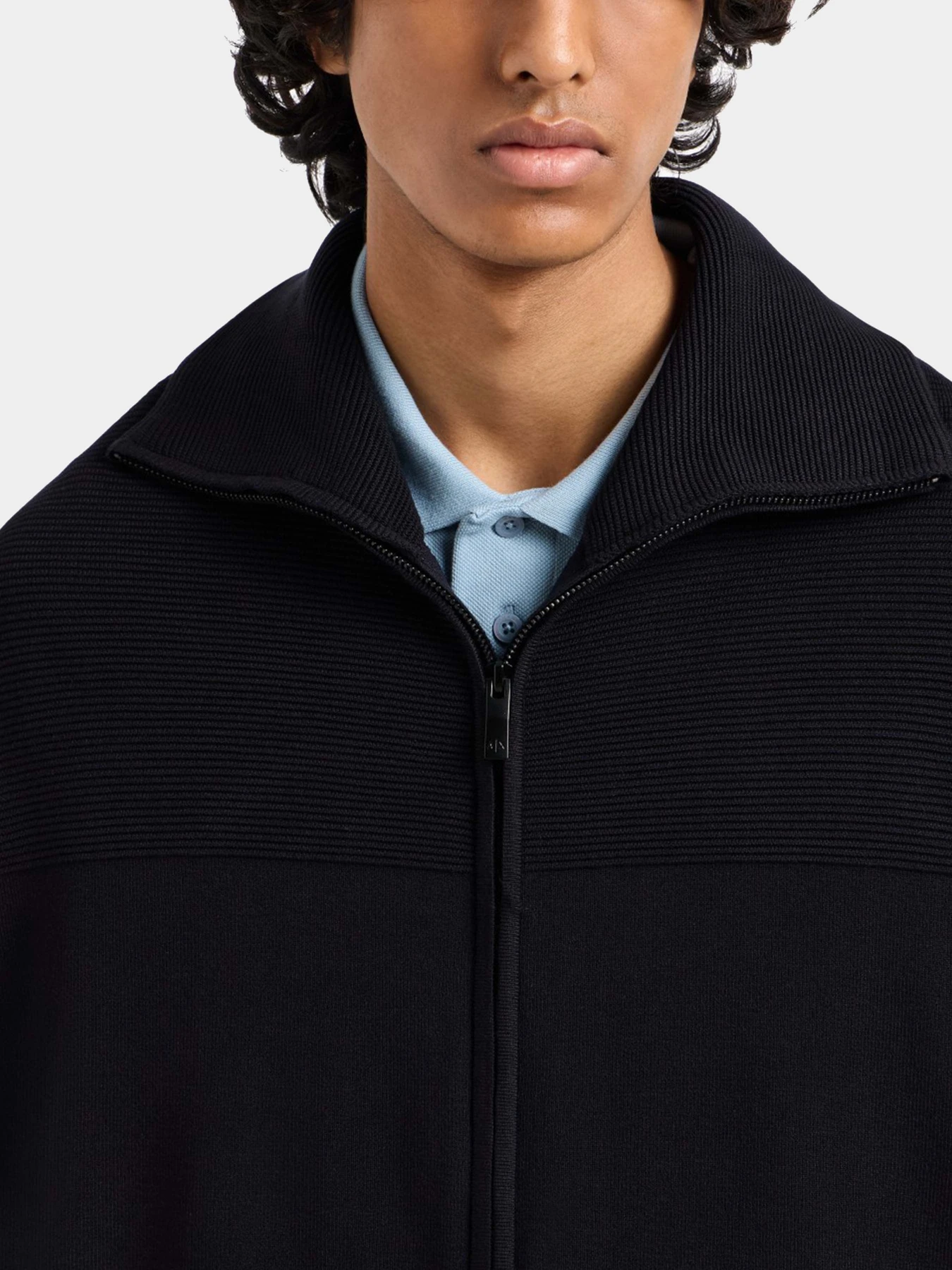 Худи и свитшоты Armani Exchange модель XM000350-AF10454-UB101 Худи и свитшоты Armani Exchange модель XM000350-AF10454-UB101 Фото
