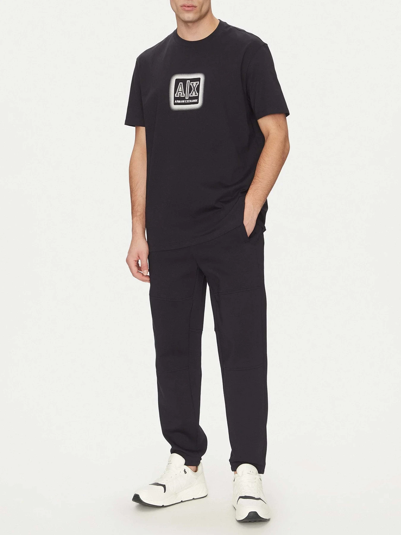 Брюки Armani Exchange модель XM000354-AF10818-UB101 Брюки Armani Exchange модель XM000354-AF10818-UB101 Фото