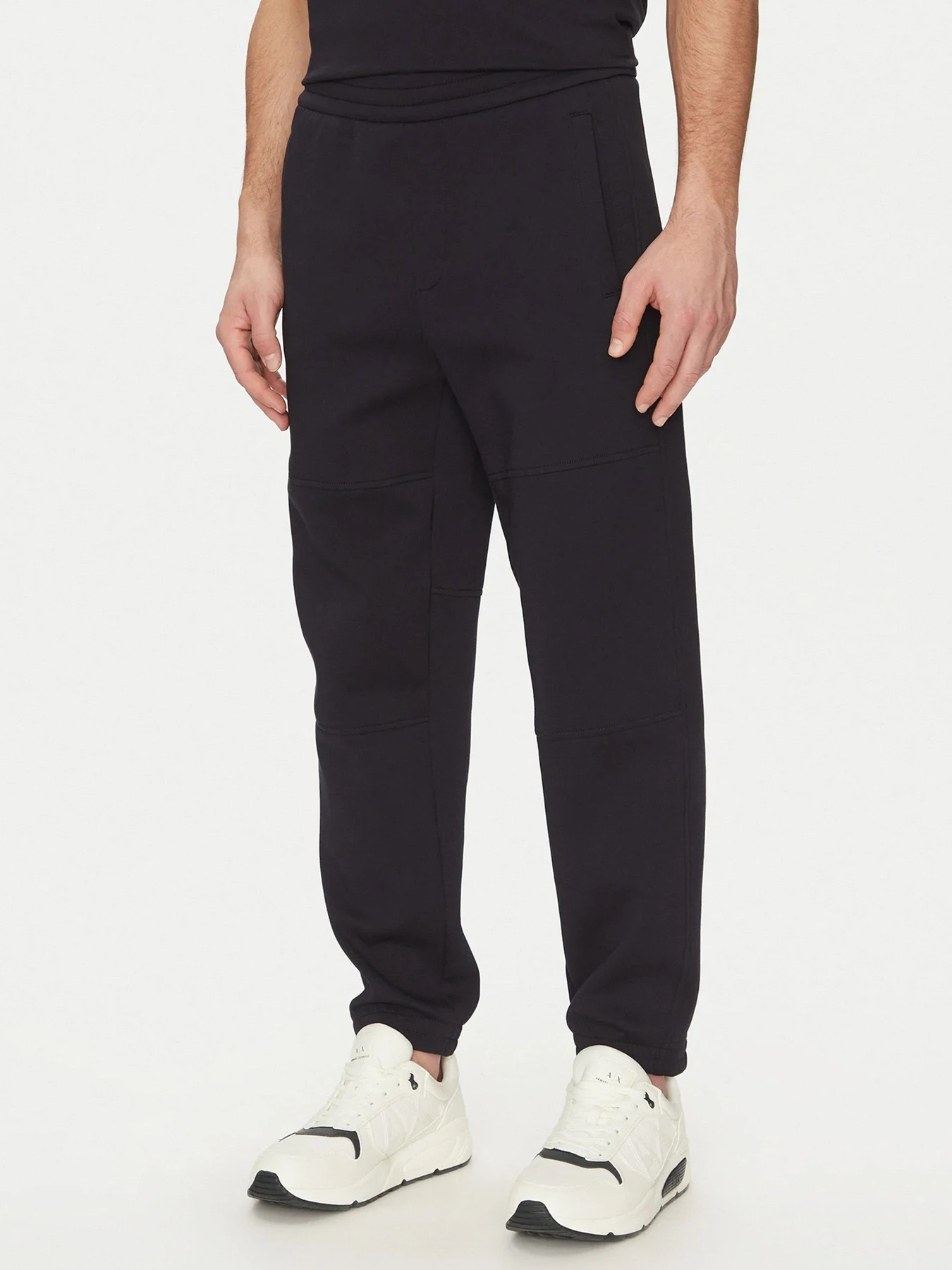 Брюки Armani Exchange модель XM000354-AF10818-UB101 Брюки Armani Exchange модель XM000354-AF10818-UB101 Фото