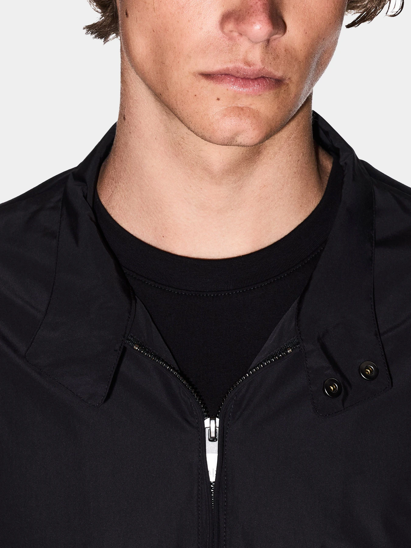 Куртки и дубленки Armani Exchange модель XM000413-AF13047-UC001 Куртки и дубленки Armani Exchange модель XM000413-AF13047-UC001 Фото