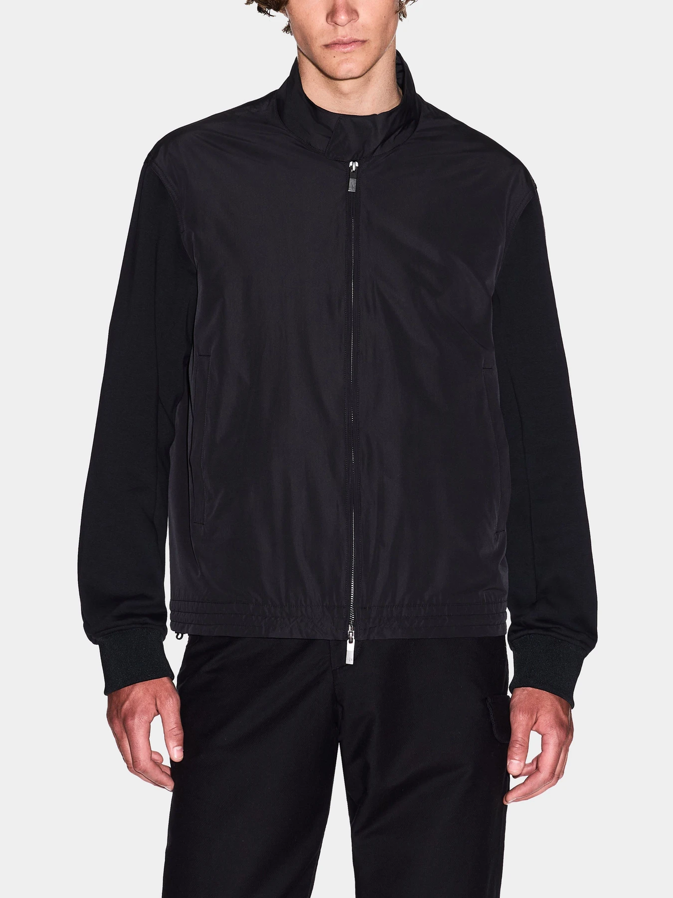Куртки и дубленки Armani Exchange модель XM000413-AF13047-UC001 Куртки и дубленки Armani Exchange модель XM000413-AF13047-UC001 Фото