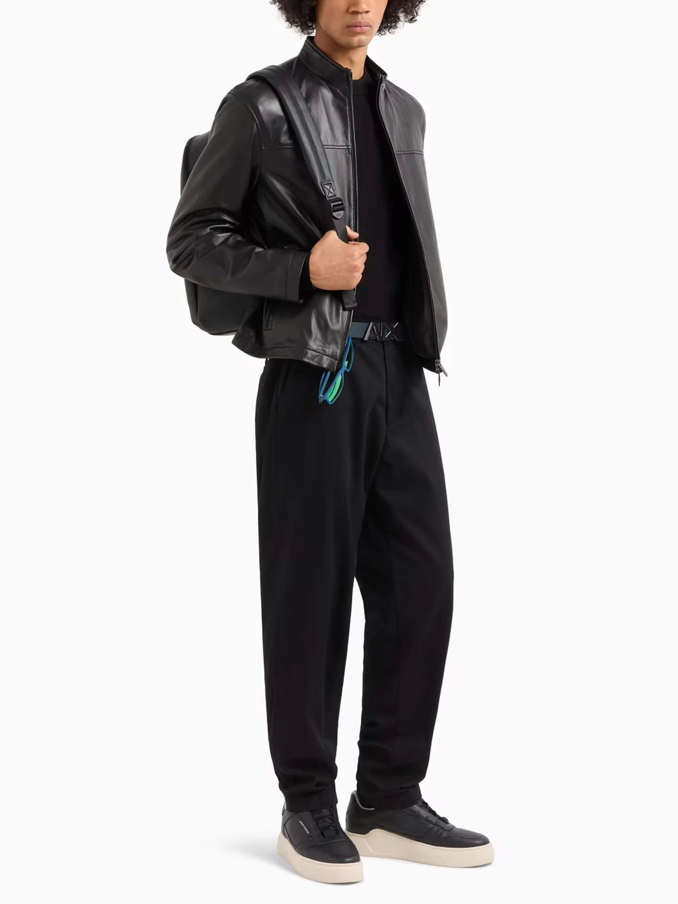Куртки и дубленки Armani Exchange модель XM000448-AF13136-UC001 Куртки и дубленки Armani Exchange модель XM000448-AF13136-UC001 Фото