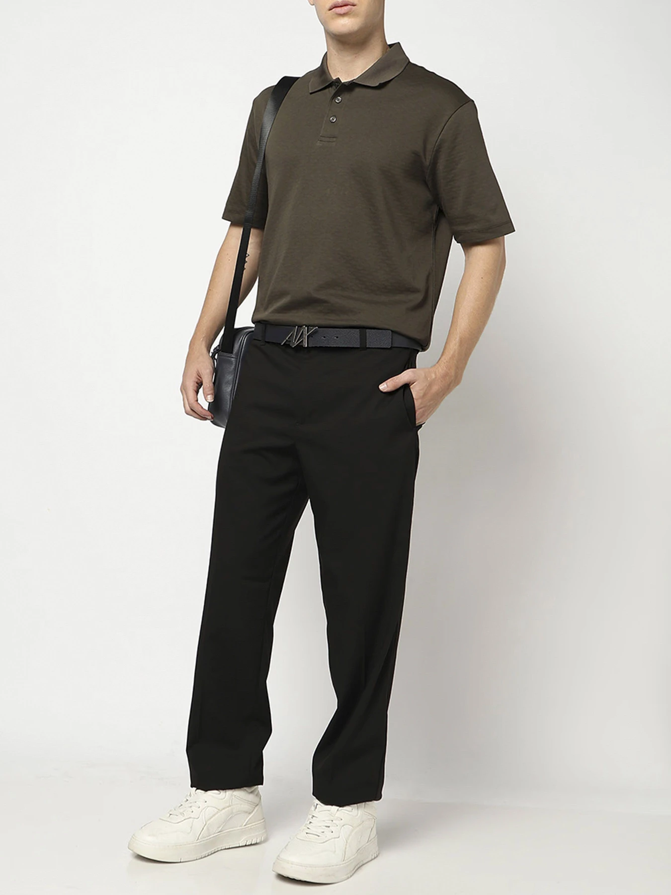 Брюки Armani Exchange модель XM000630-AF13076-UC001 Брюки Armani Exchange модель XM000630-AF13076-UC001 Фото