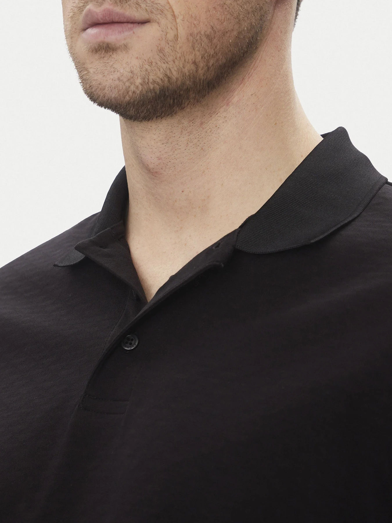 Футболки и поло Armani Exchange модель XM000729-AF13025-UC001 Футболки и поло Armani Exchange модель XM000729-AF13025-UC001 Фото
