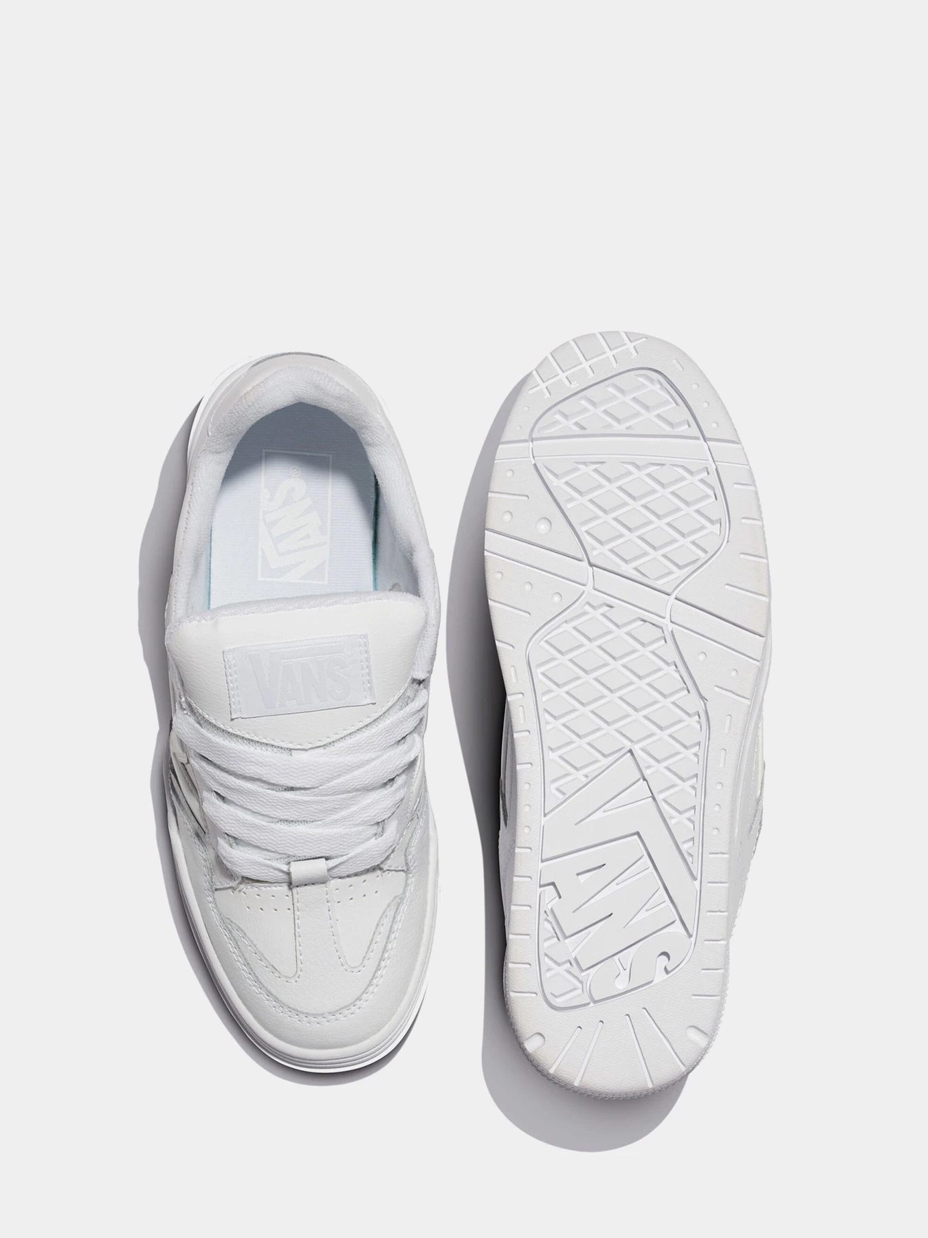 Кроссовки Vans модель VN000D1HWWW1 Фото