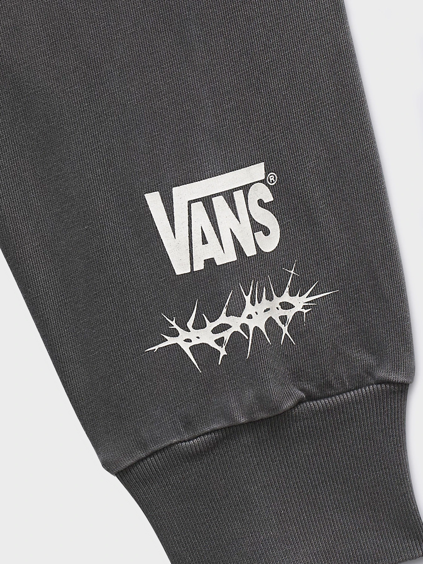 Худи и свитшоты Vans модель VN000M2XBLK1 Фото