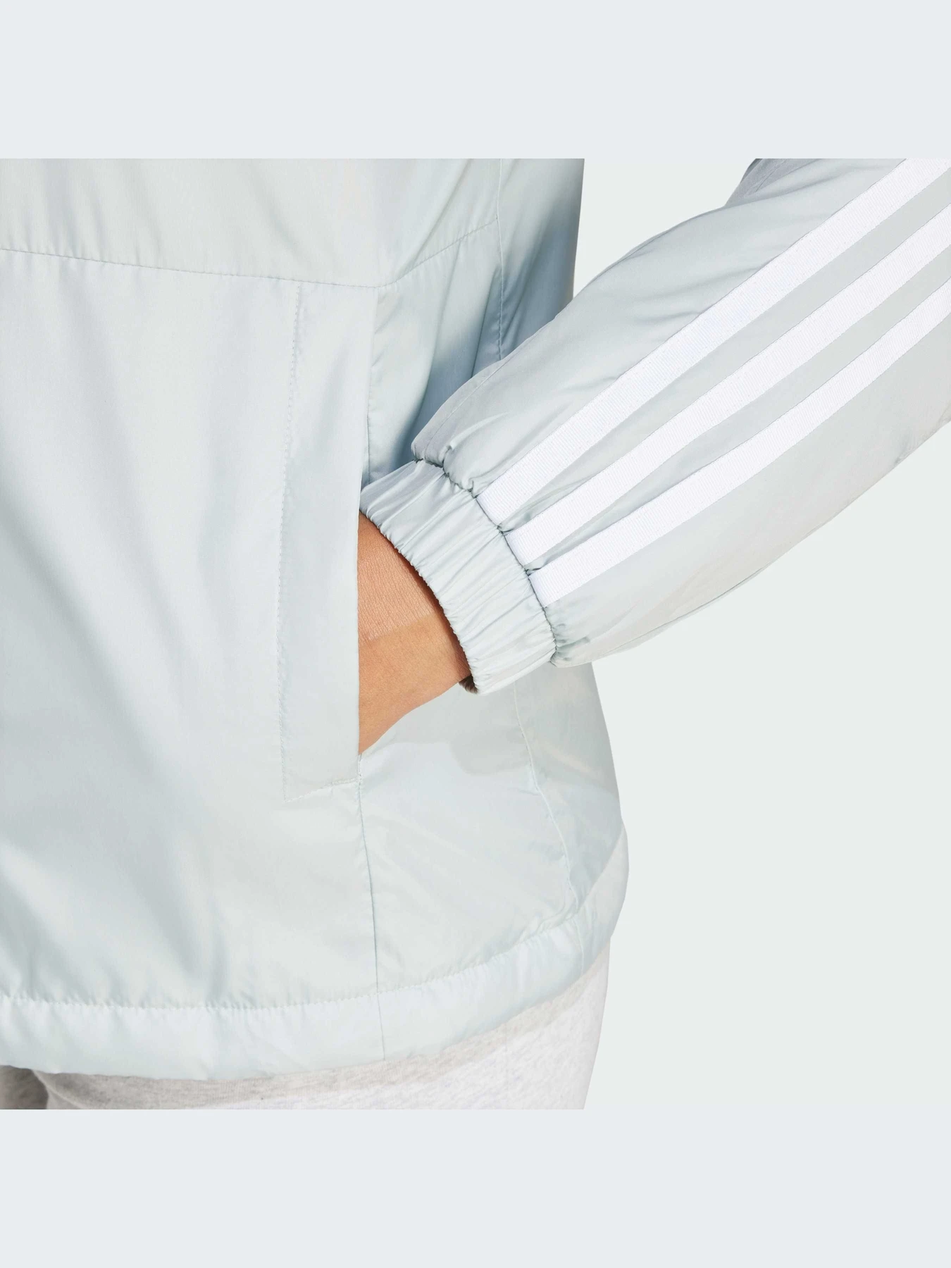 Куртки и дубленки Adidas модель JD1026-KZ Куртки и дубленки Adidas модель JD1026-KZ Фото