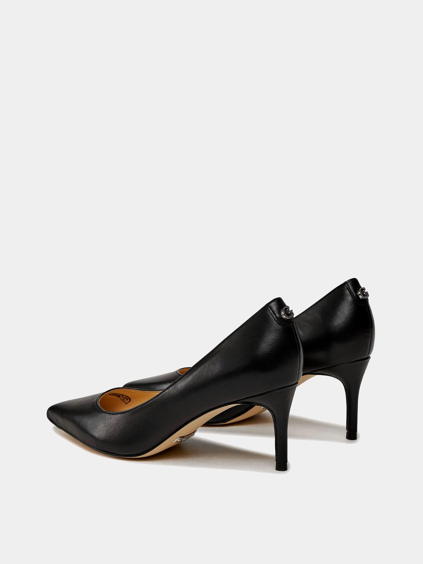 Туфли и лоферы GUESS модель FLPBV4-LEA08-BLACK Туфли и лоферы GUESS модель FLPBV4-LEA08-BLACK Фото