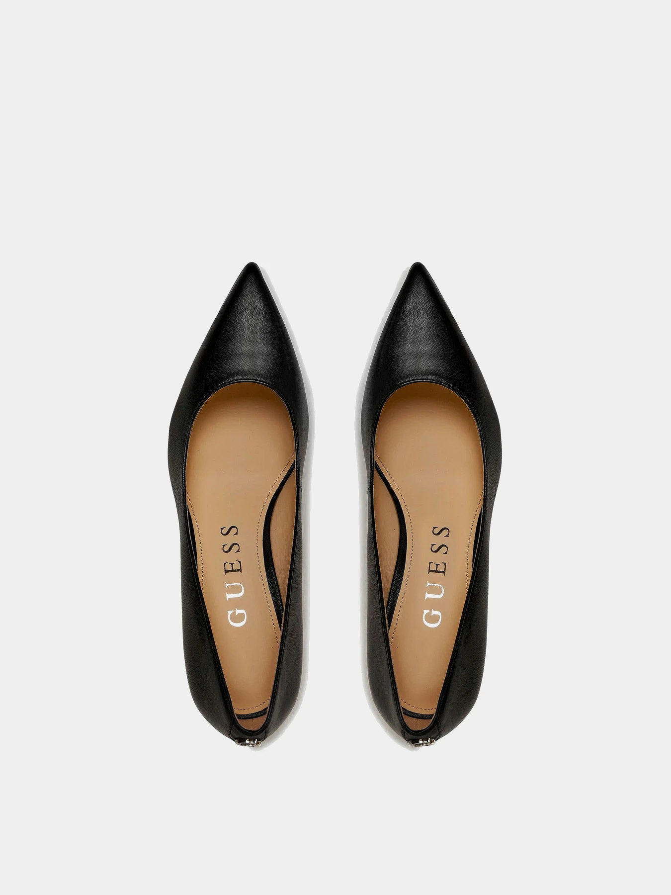 Туфли и лоферы GUESS модель FLPBV4-LEA08-BLACK Туфли и лоферы GUESS модель FLPBV4-LEA08-BLACK Фото
