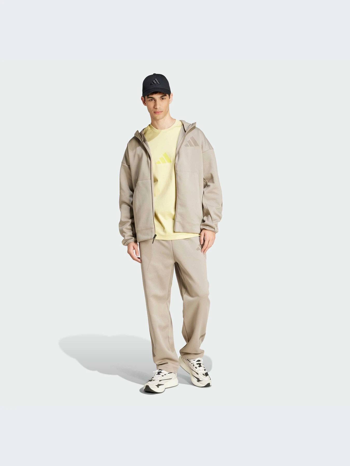 Худи и свитшоты Adidas ZNE модель JC5495-KZ Худи и свитшоты Adidas ZNE модель JC5495-KZ Фото