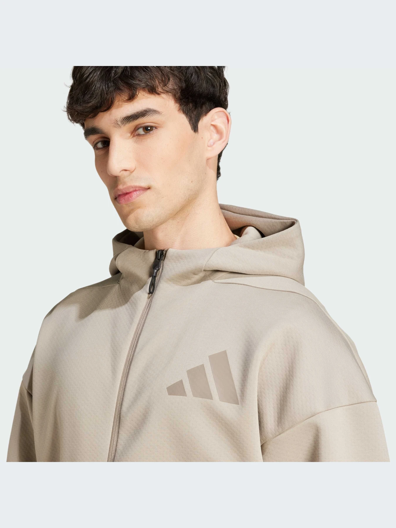 Худи и свитшоты Adidas ZNE модель JC5495-KZ Худи и свитшоты Adidas ZNE модель JC5495-KZ Фото