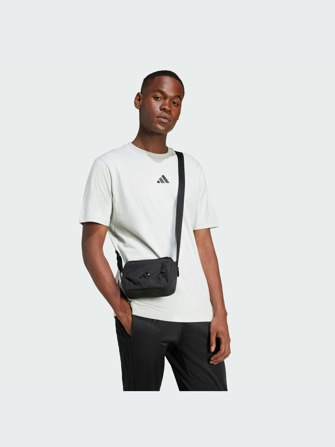 Футболки и поло Adidas модель JI6792-KZ Футболки и поло Adidas модель JI6792-KZ Фото