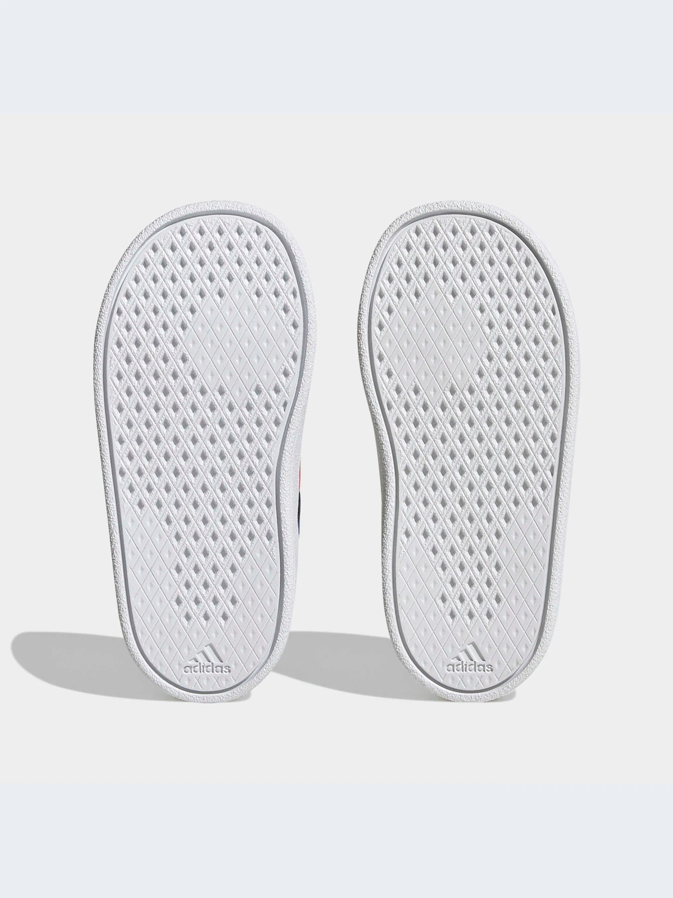 Кроссовки Adidas модель HP8971-KZ Кроссовки Adidas модель HP8971-KZ Фото