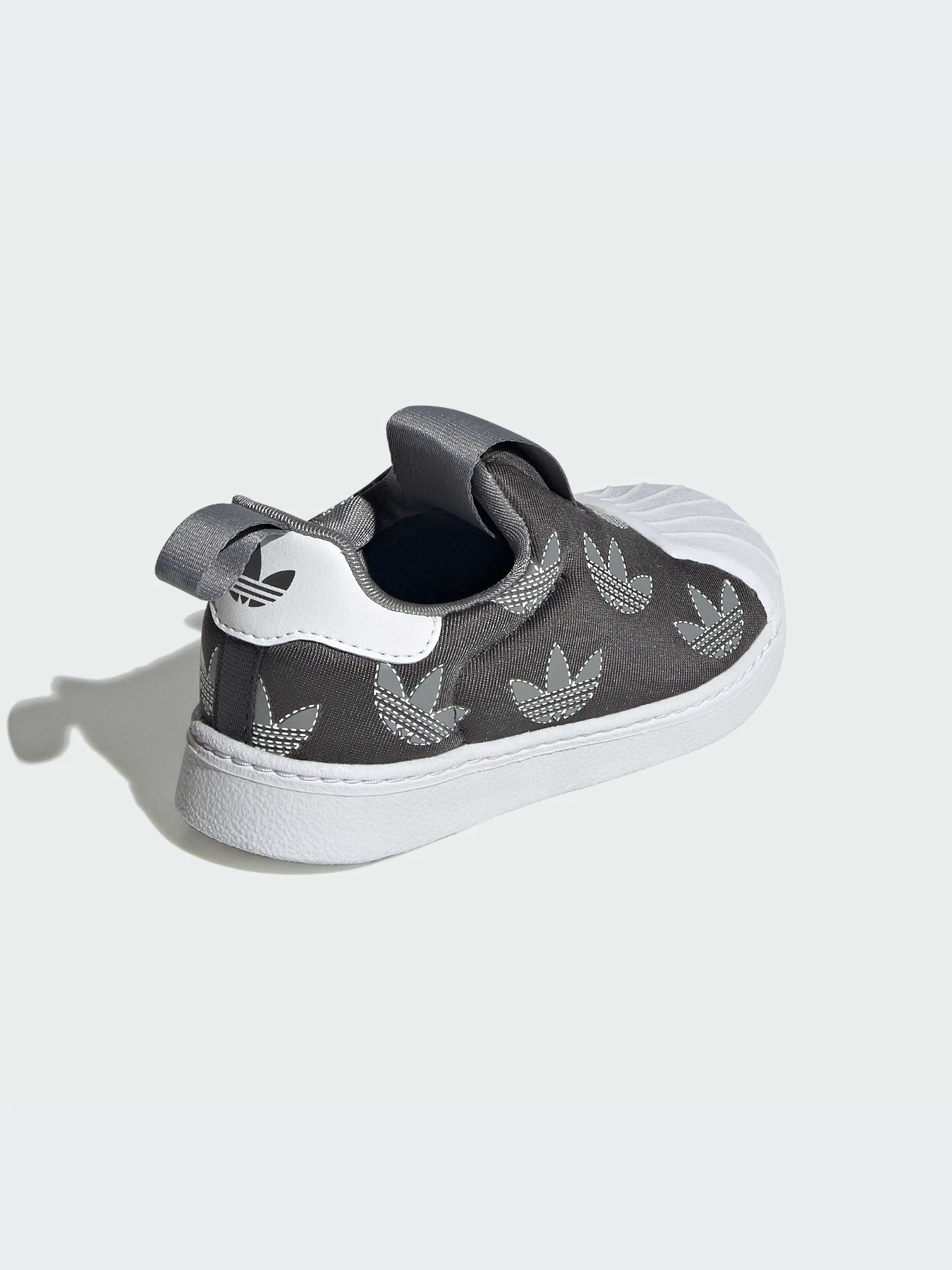 Кроссовки Adidas Superstar модель IF3588-KZ Кроссовки Adidas Superstar модель IF3588-KZ Фото
