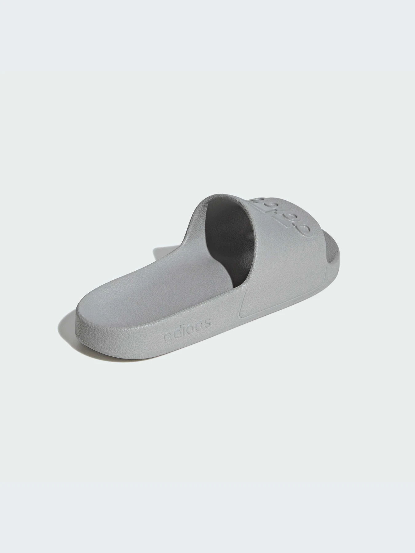 Шлёпанцы Adidas Adilette модель IF6068-KZ Шлёпанцы Adidas Adilette модель IF6068-KZ Фото