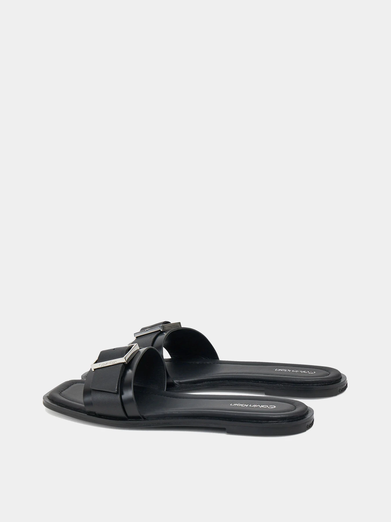 Шлёпанцы Calvin Klein модель HW0HW02490-BEH Шлёпанцы Calvin Klein модель HW0HW02490-BEH Фото