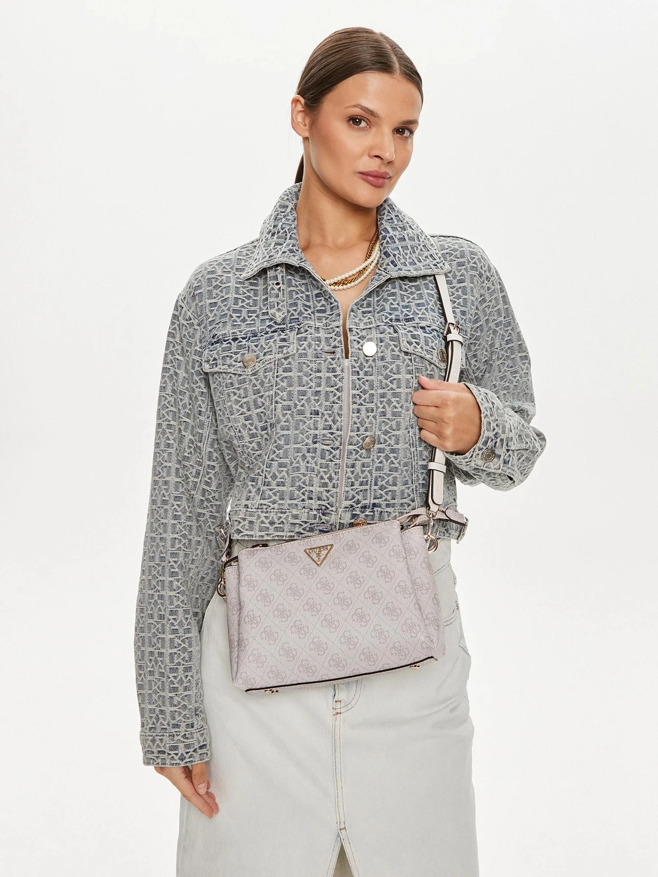 Сумки GUESS модель HWBD78-79120-DVL Сумки GUESS модель HWBD78-79120-DVL Фото