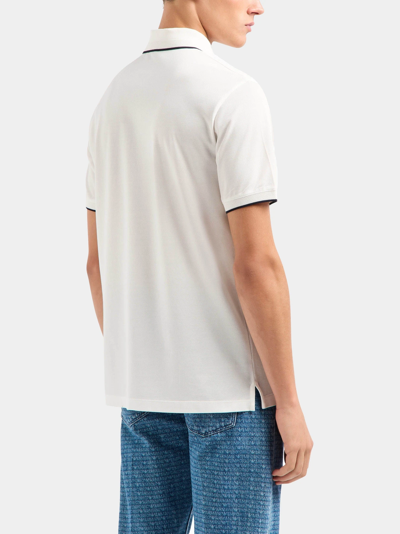 Футболки и поло Emporio Armani модель EM000858-AF12955-U0003 Футболки и поло Emporio Armani модель EM000858-AF12955-U0003 Фото