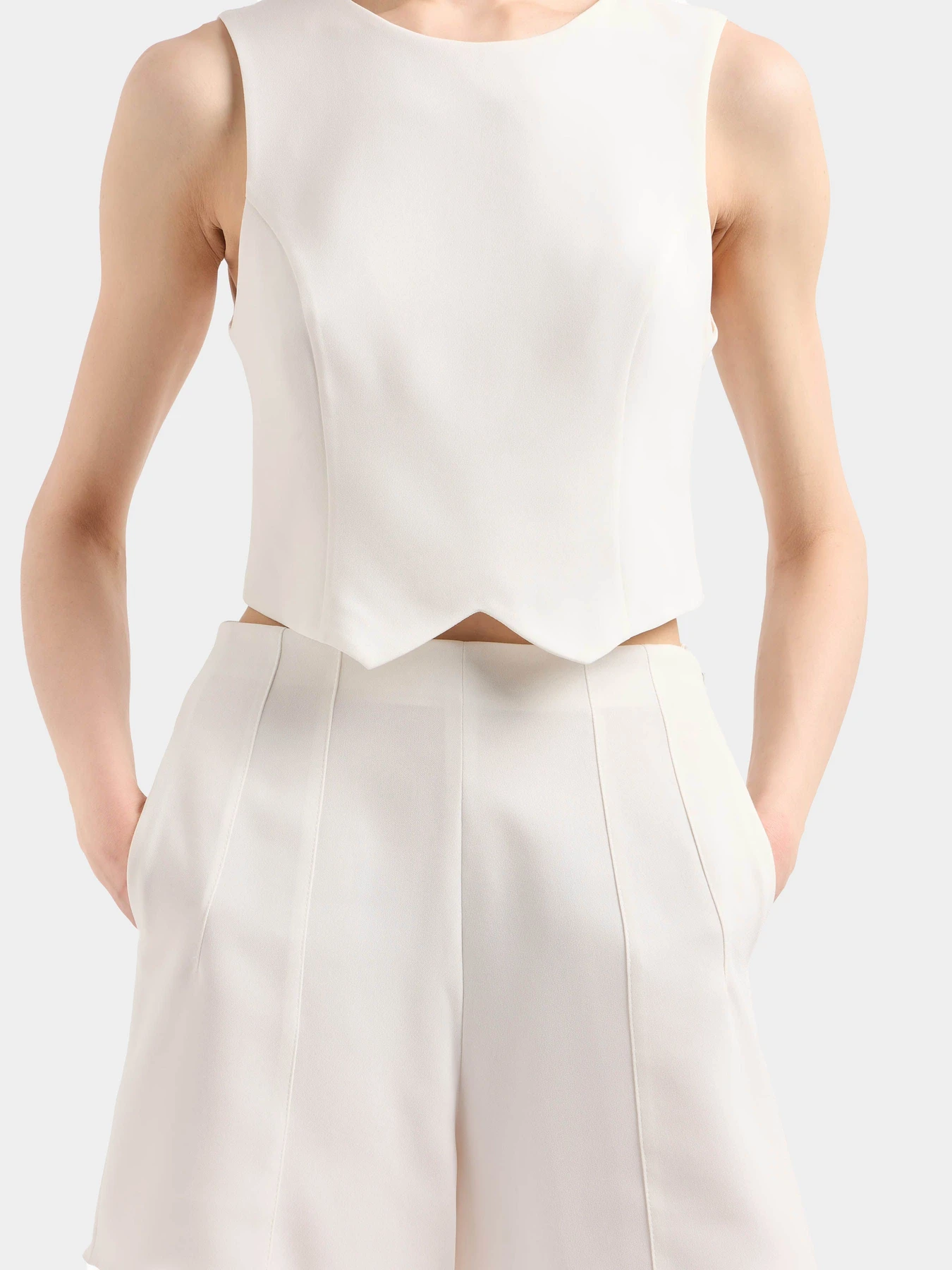 Рубашки Emporio Armani модель EW000970-TE12251-U0001 Фото