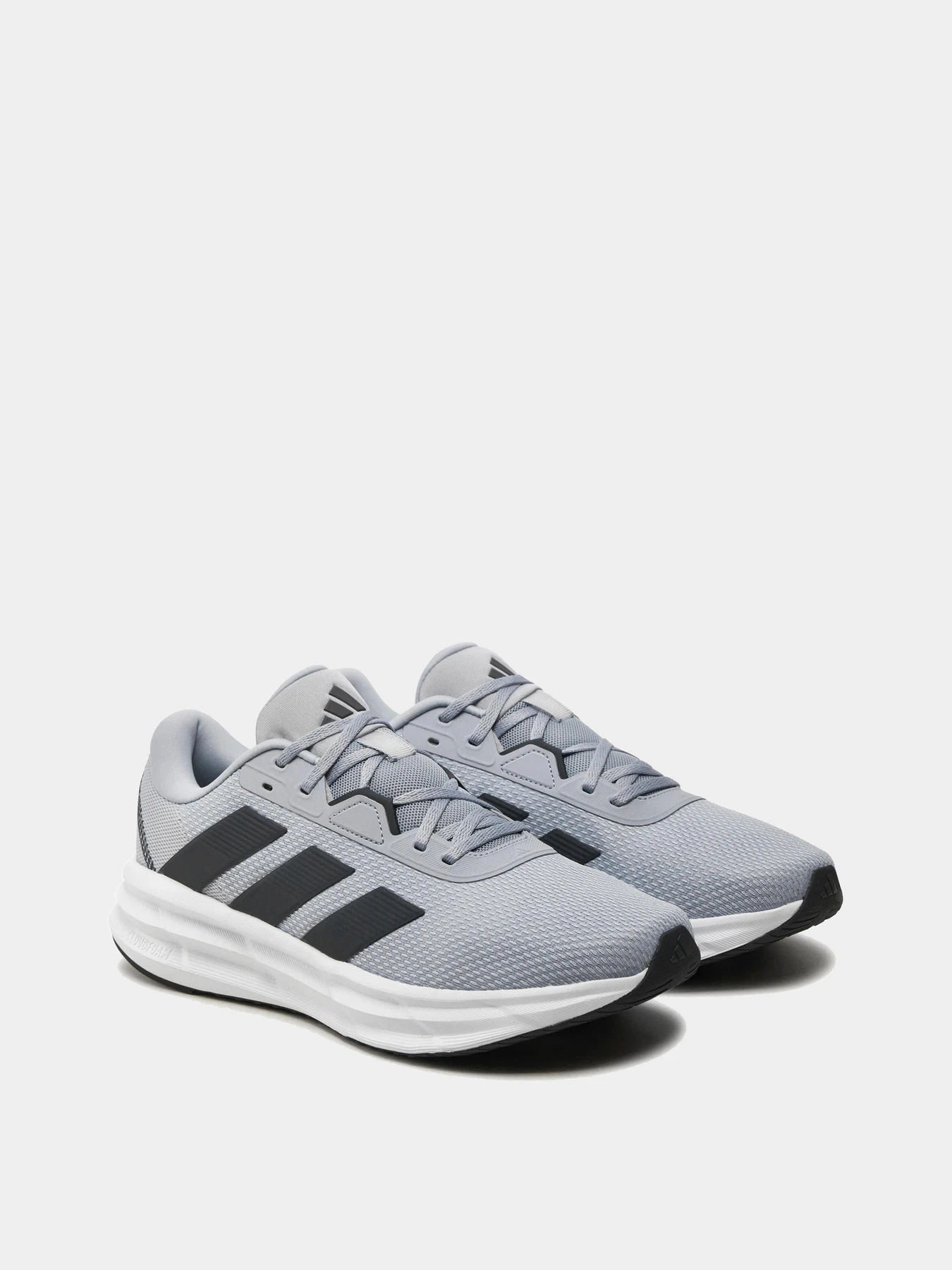 Кроссовки Adidas модель ID8754 Кроссовки Adidas модель ID8754 Фото