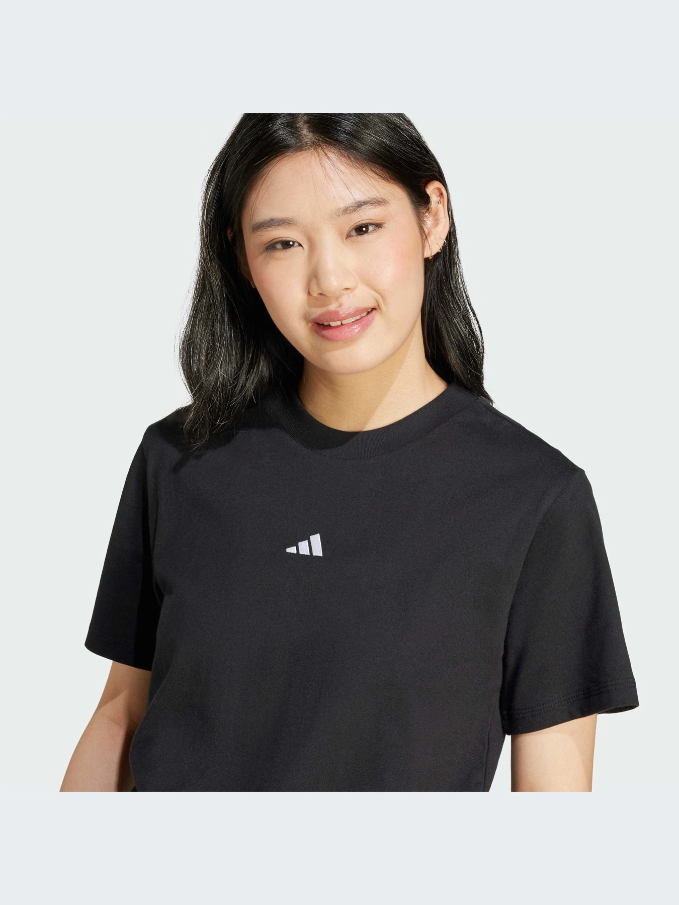Футболки и поло Adidas модель JC5943-KZ Футболки и поло Adidas модель JC5943-KZ Фото