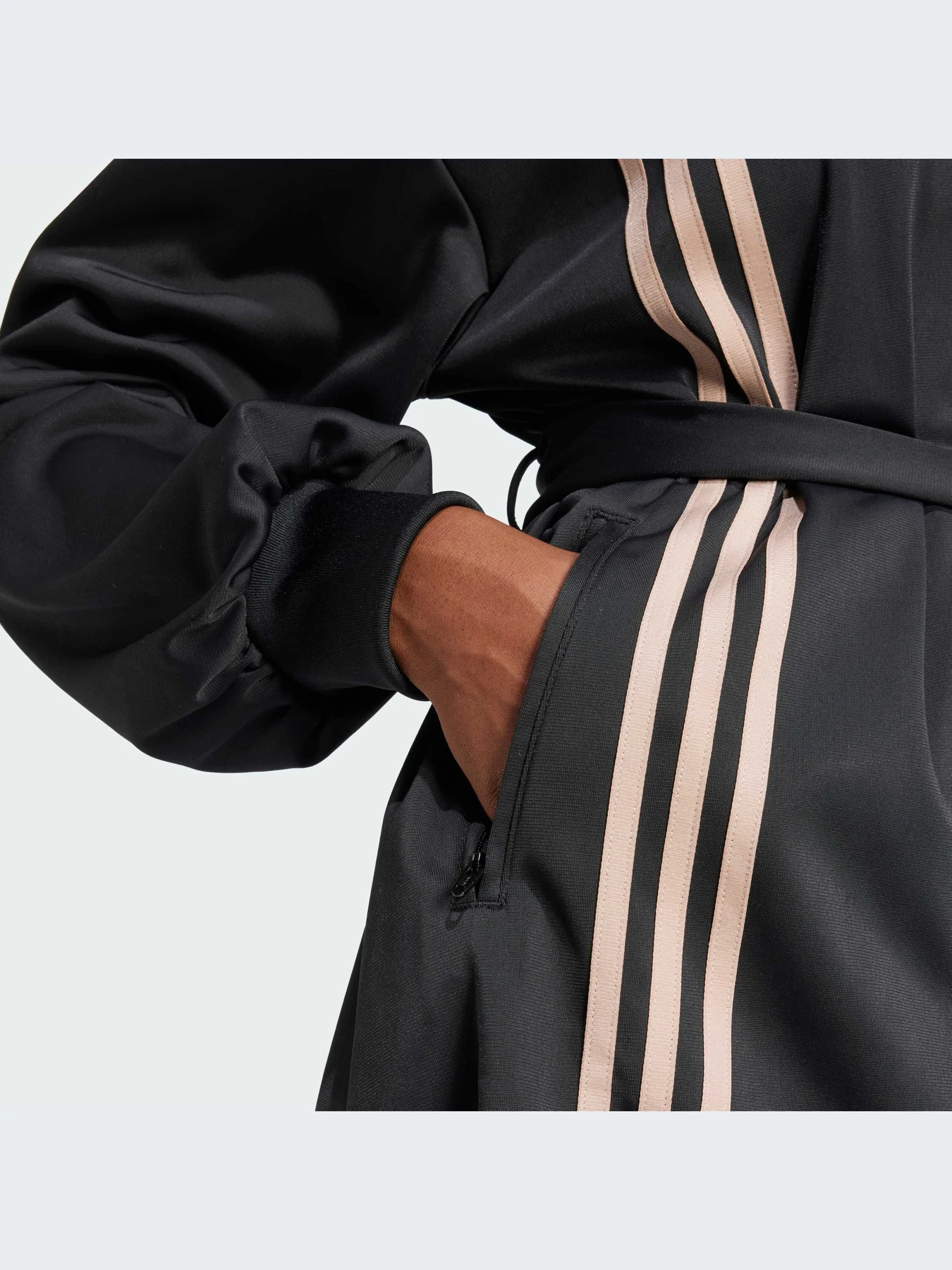 Платья Adidas 3 Stripes модель JJ0953-KZ Платья Adidas 3 Stripes модель JJ0953-KZ Фото